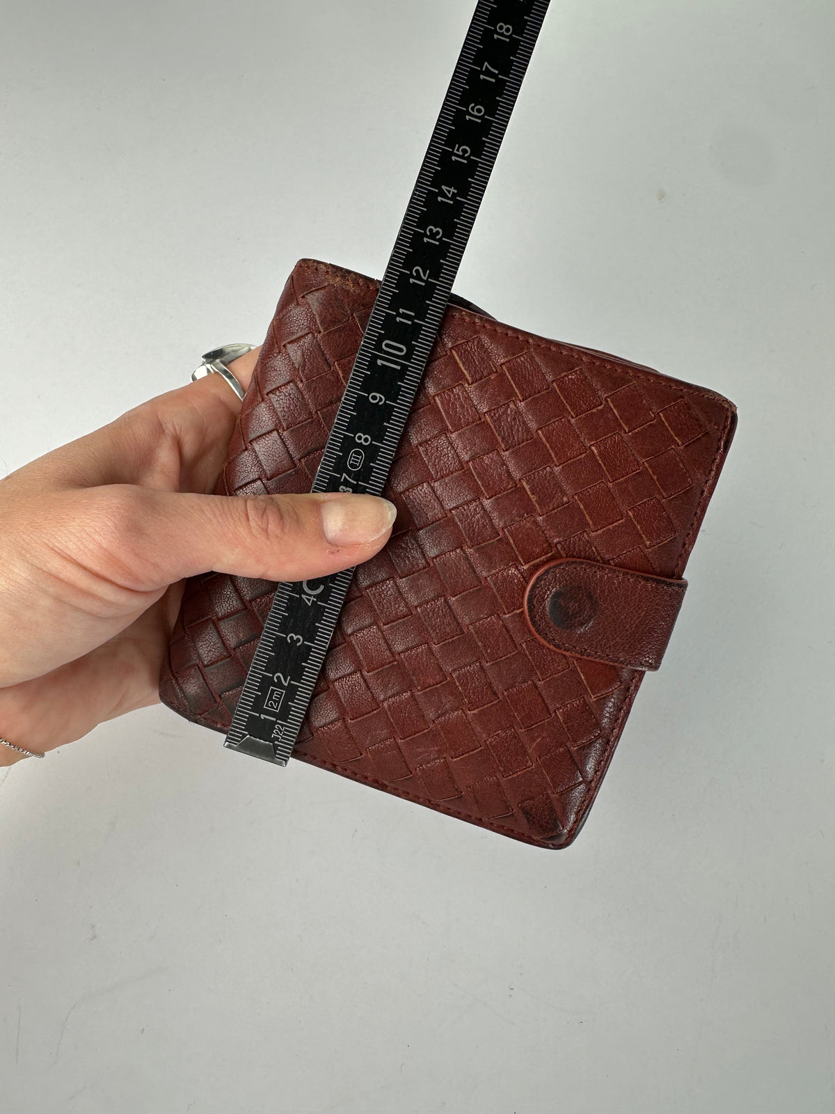 Vintage Bottega Veneta Intrecciato Woven Bifold Wallet Late 1990s Burgundy