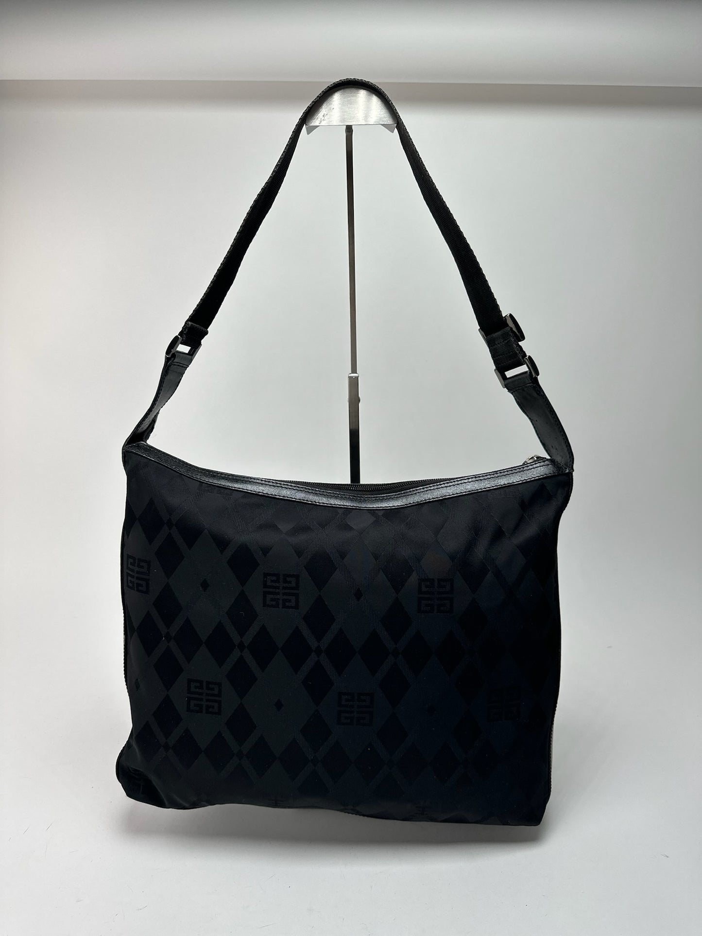 Sac à main vintage Givenchy Monogram noir