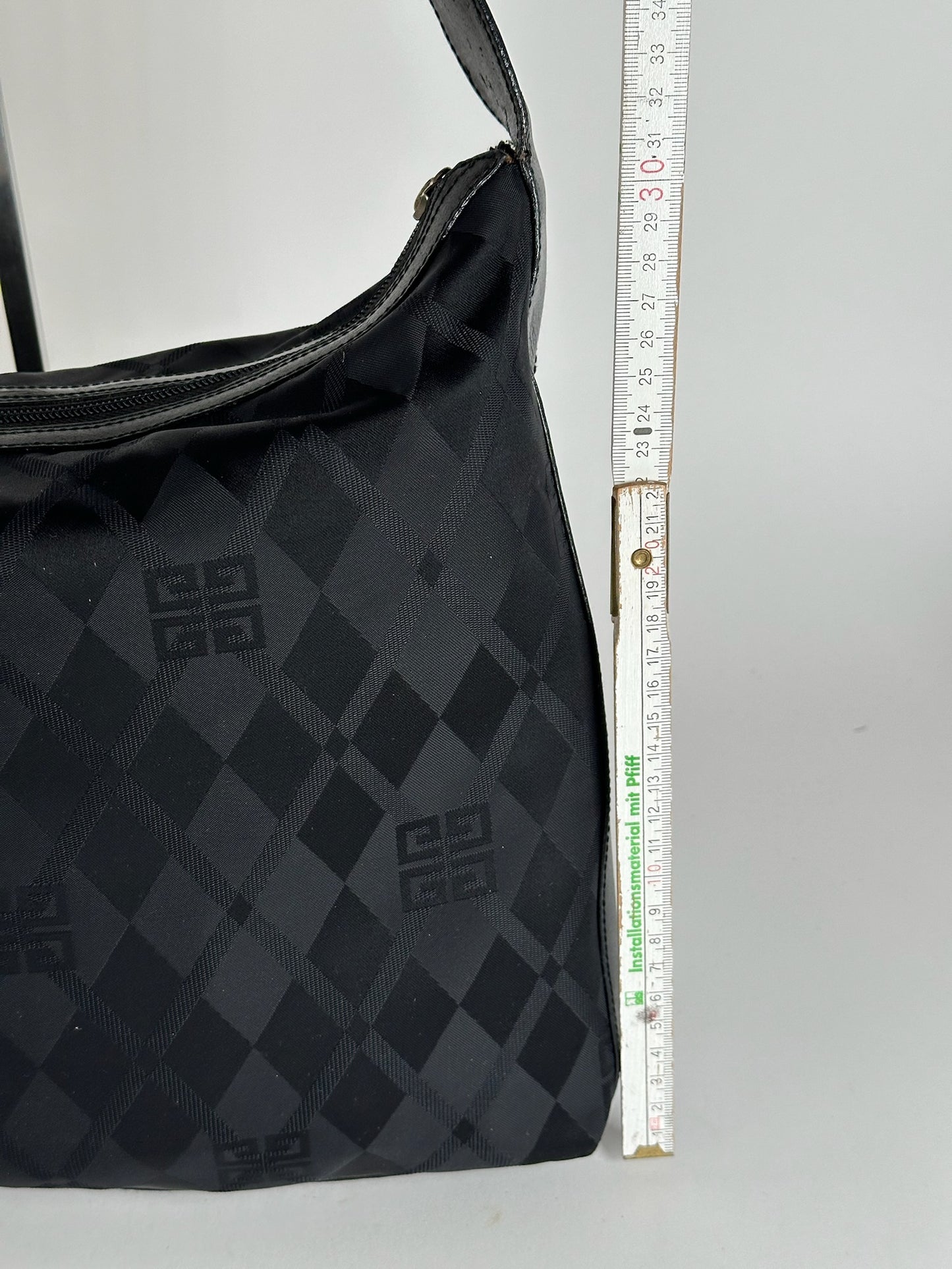 Sac à main vintage Givenchy Monogram noir