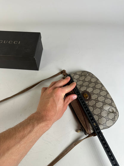 Vintage Gucci GG Supreme Shoulder Bag Late 1990s Beige Brown