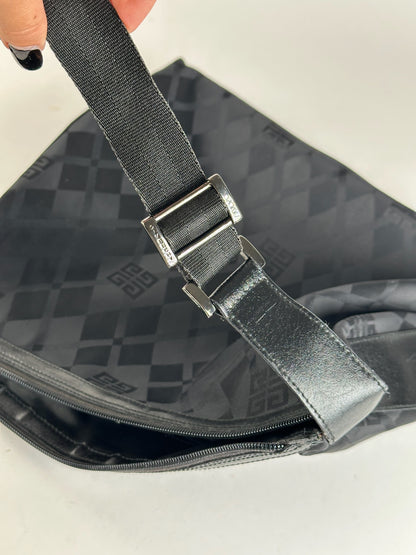 Sac à main vintage Givenchy Monogram noir