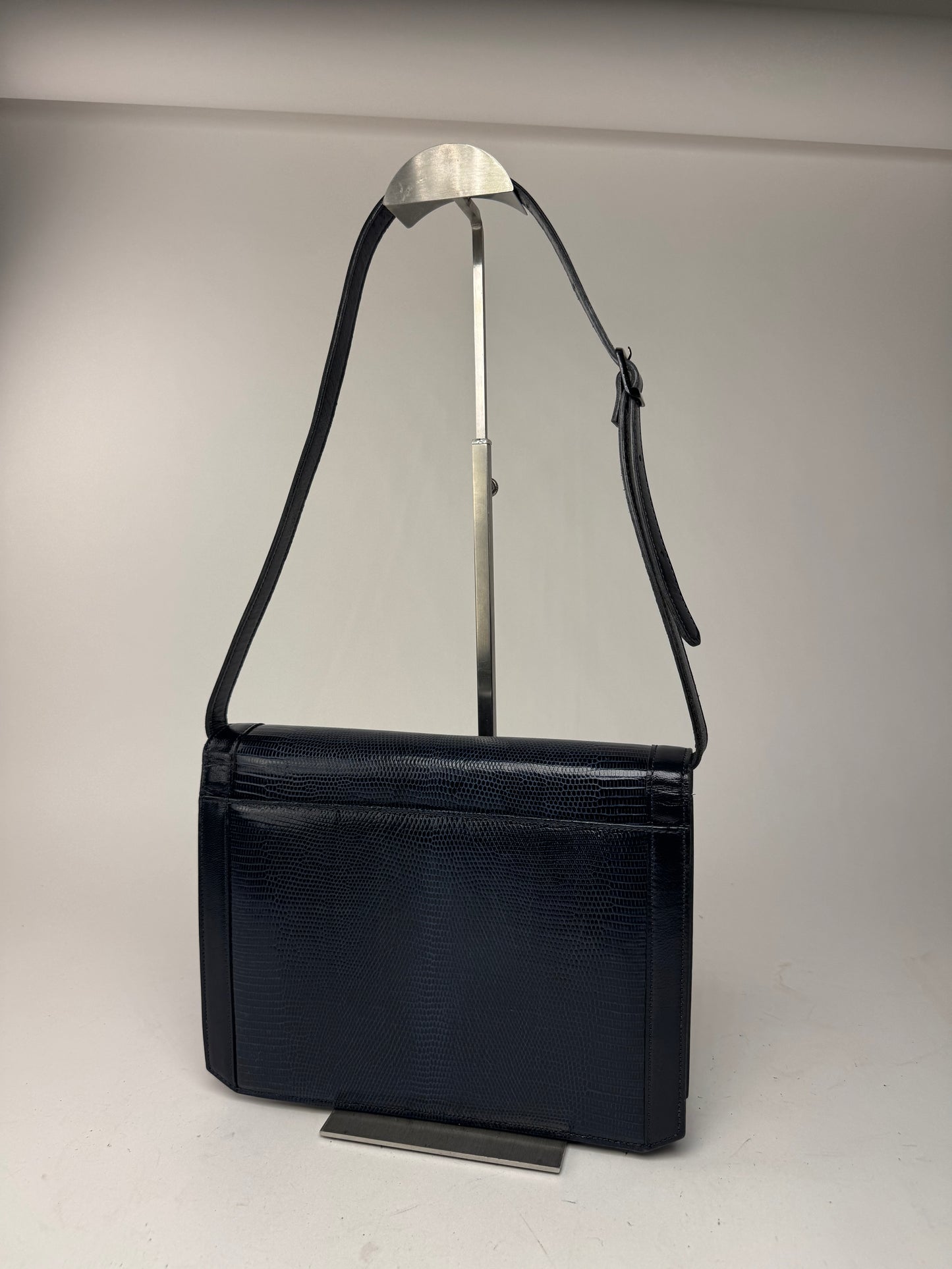 Sac vintage Yves Saint Laurent en cuir gaufré serpent bleu marine