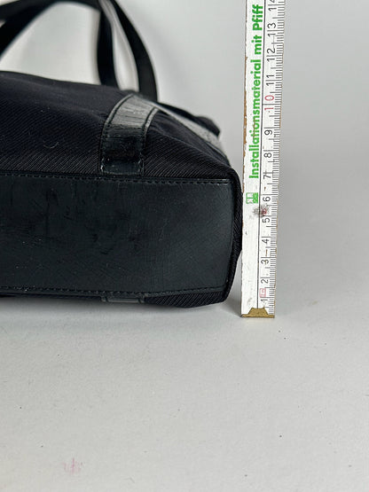 Sac vintage en cuir noir Givenchy