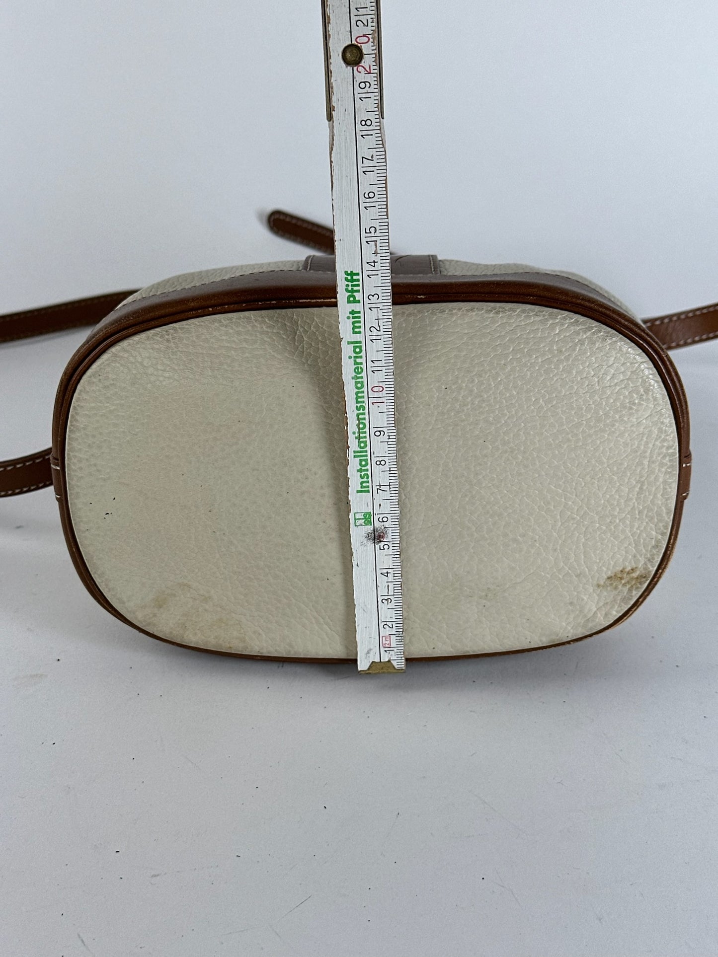 Sac seau vintage en cuir Courreges blanc marron