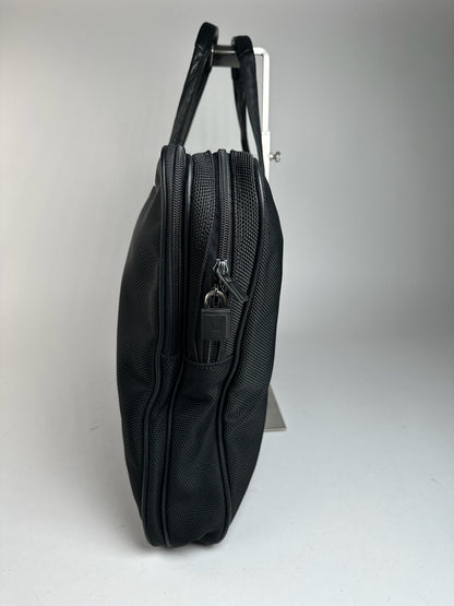 Sac de voyage vintage en cuir vegan Issey Miyake noir