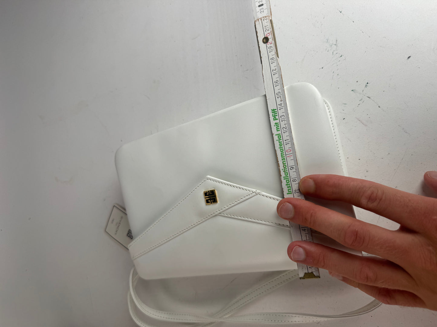 Sac vintage Givenchy 4G en cuir blanc à double sens