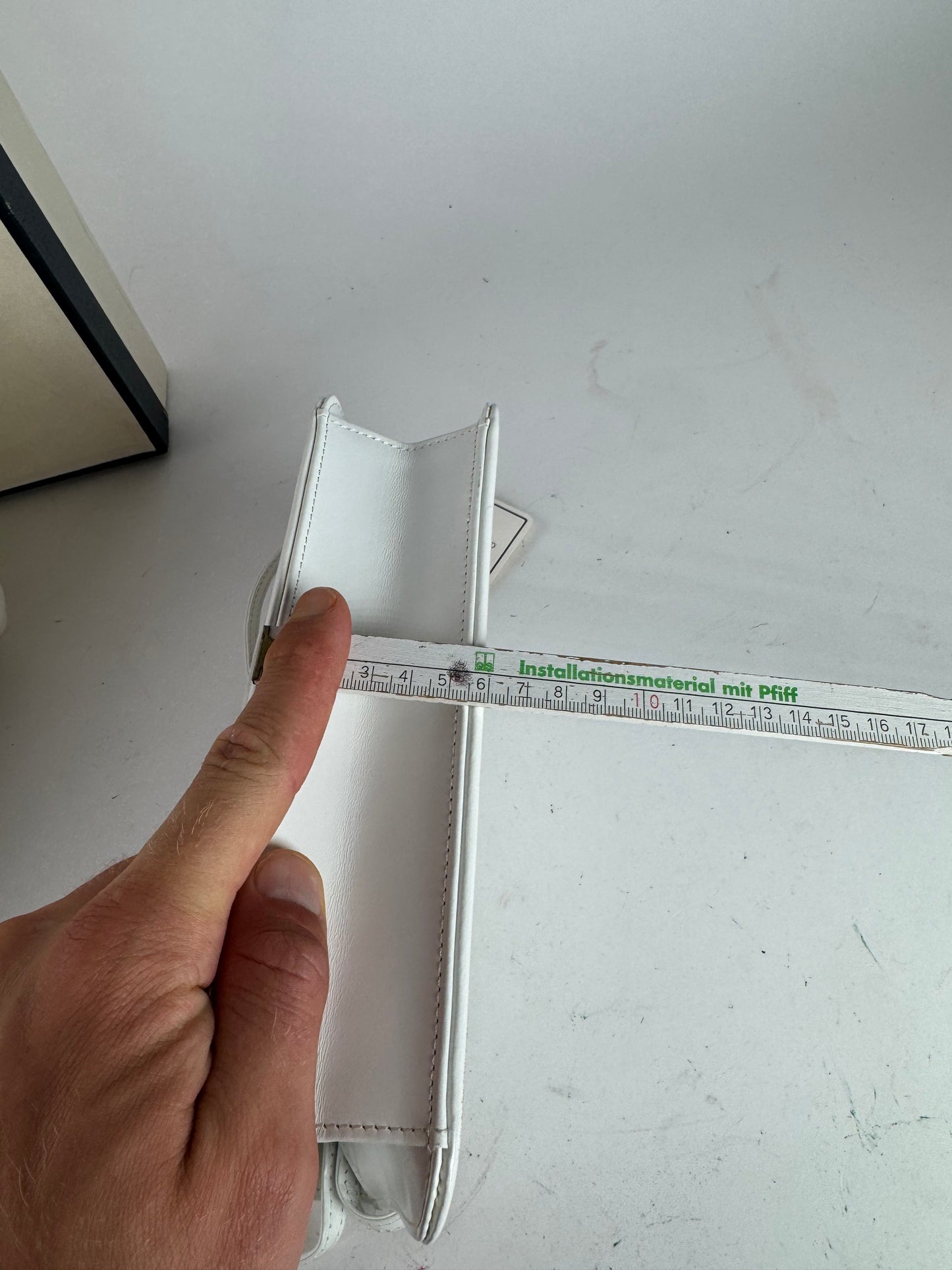 Sac vintage Givenchy 4G en cuir blanc à double sens