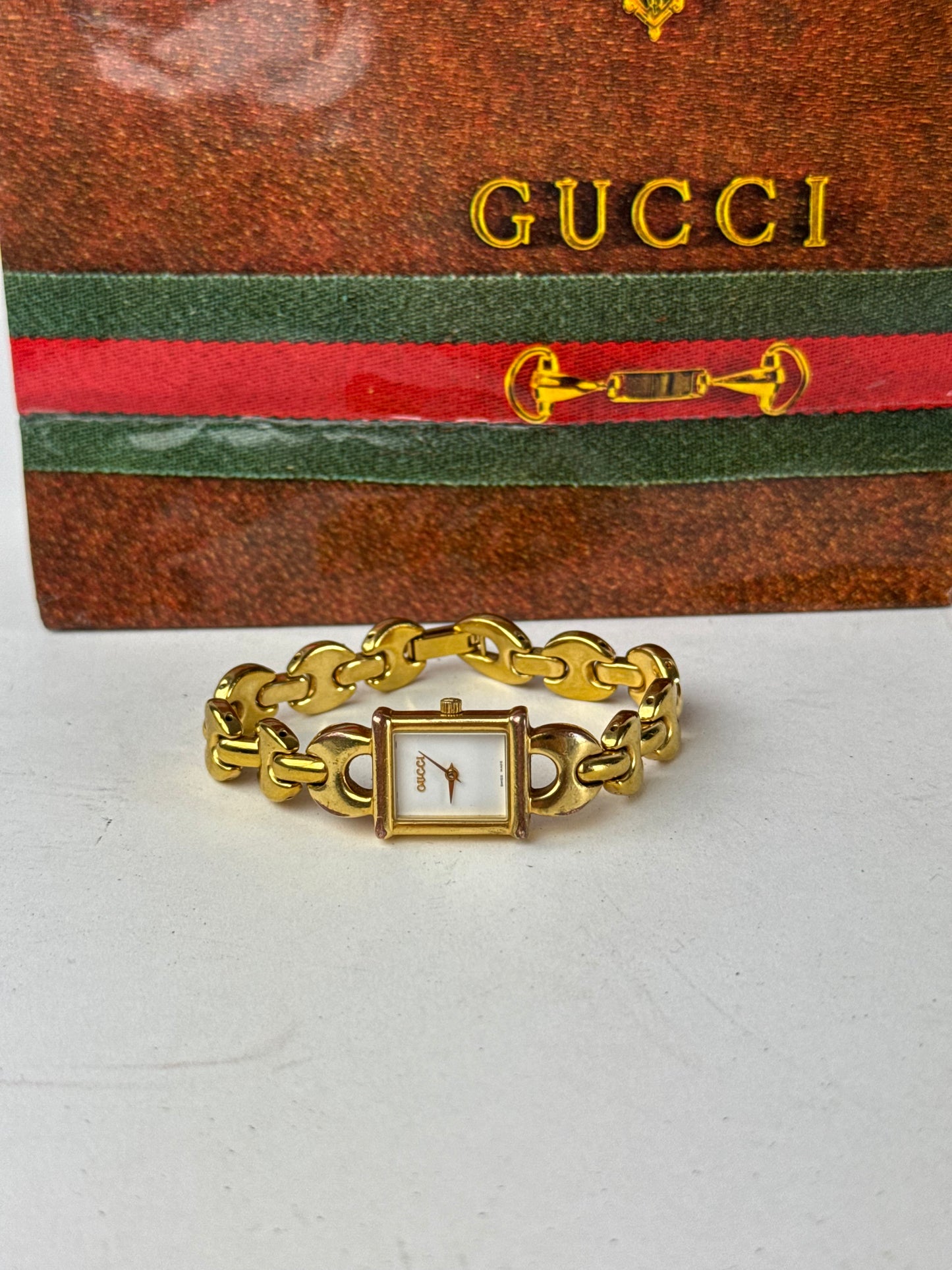 Vintage Gucci Gold Plated Bracelet Quartz Watch Gold White