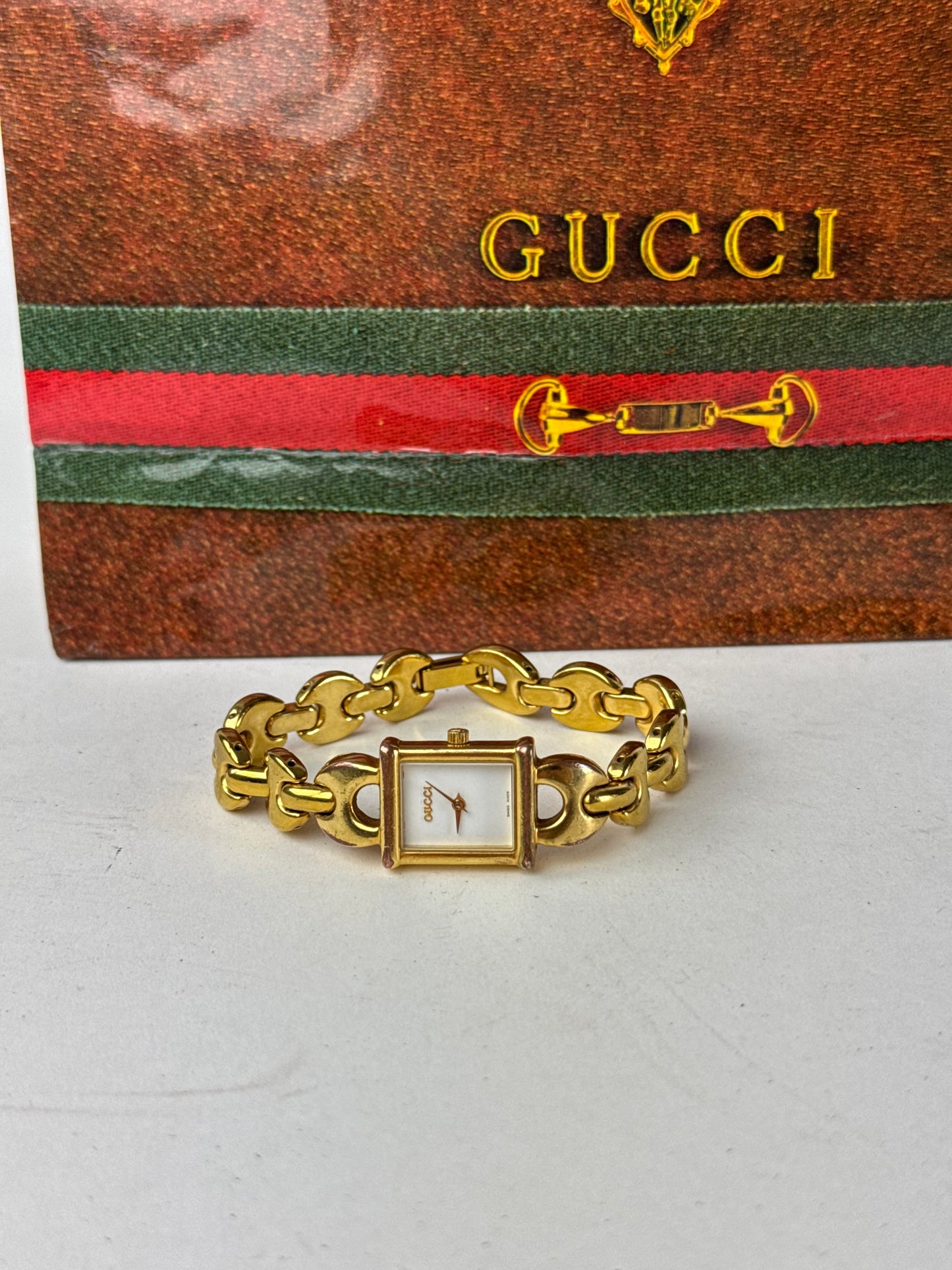 Vintage Gucci Gold Plated Bracelet Quartz Watch Gold White