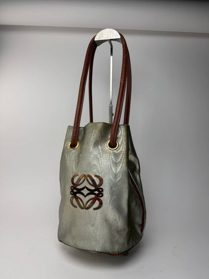 Sac vintage en cuir Anagram Pearl de Loewe