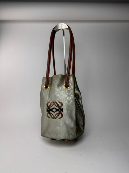 Sac vintage en cuir Anagram Pearl de Loewe