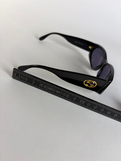 Vintage Gucci Cat-Eye Sunglasses Early 2000s Black Gold