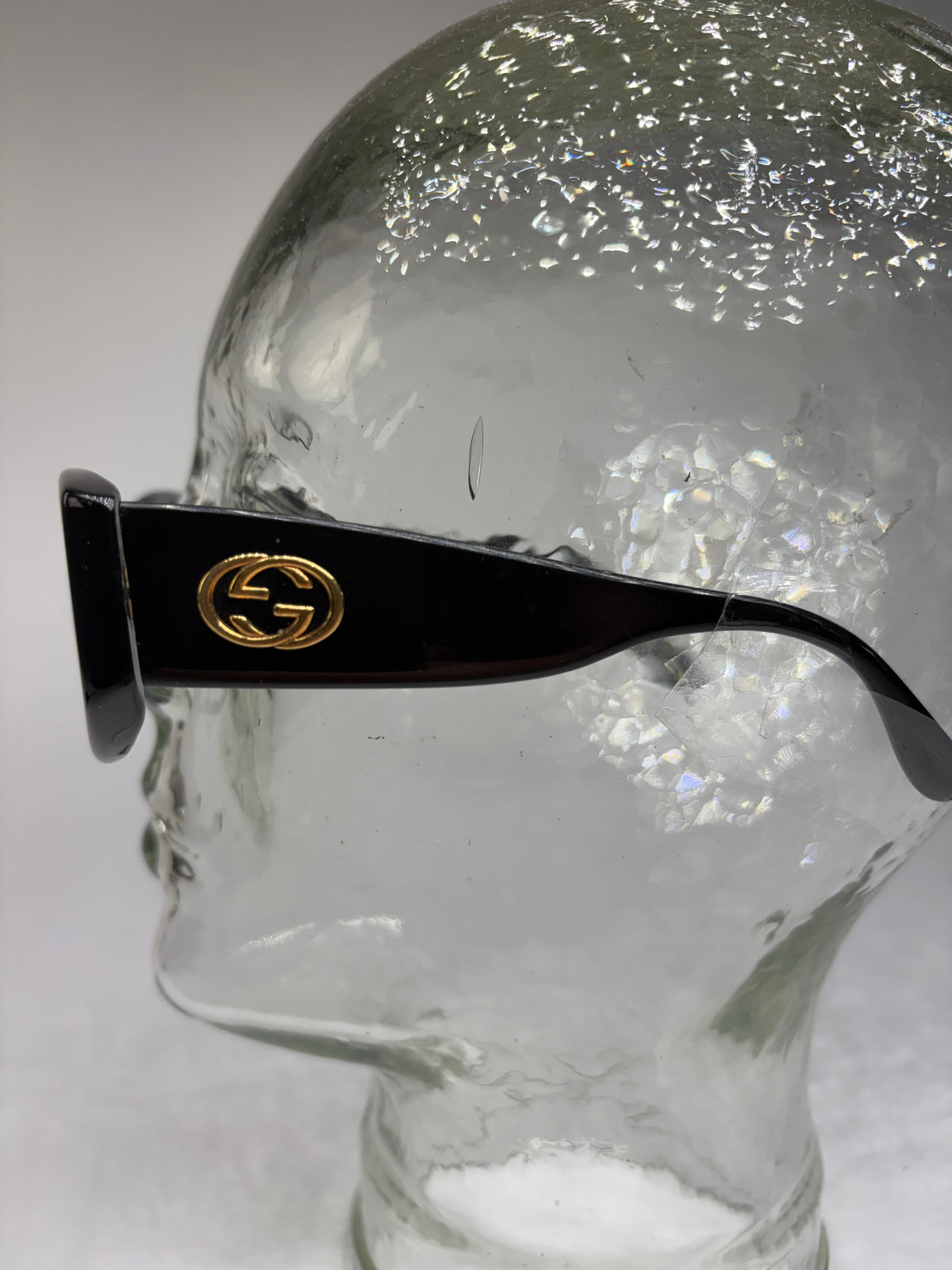 Vintage Gucci Cat-Eye Sunglasses Early 2000s Black Gold
