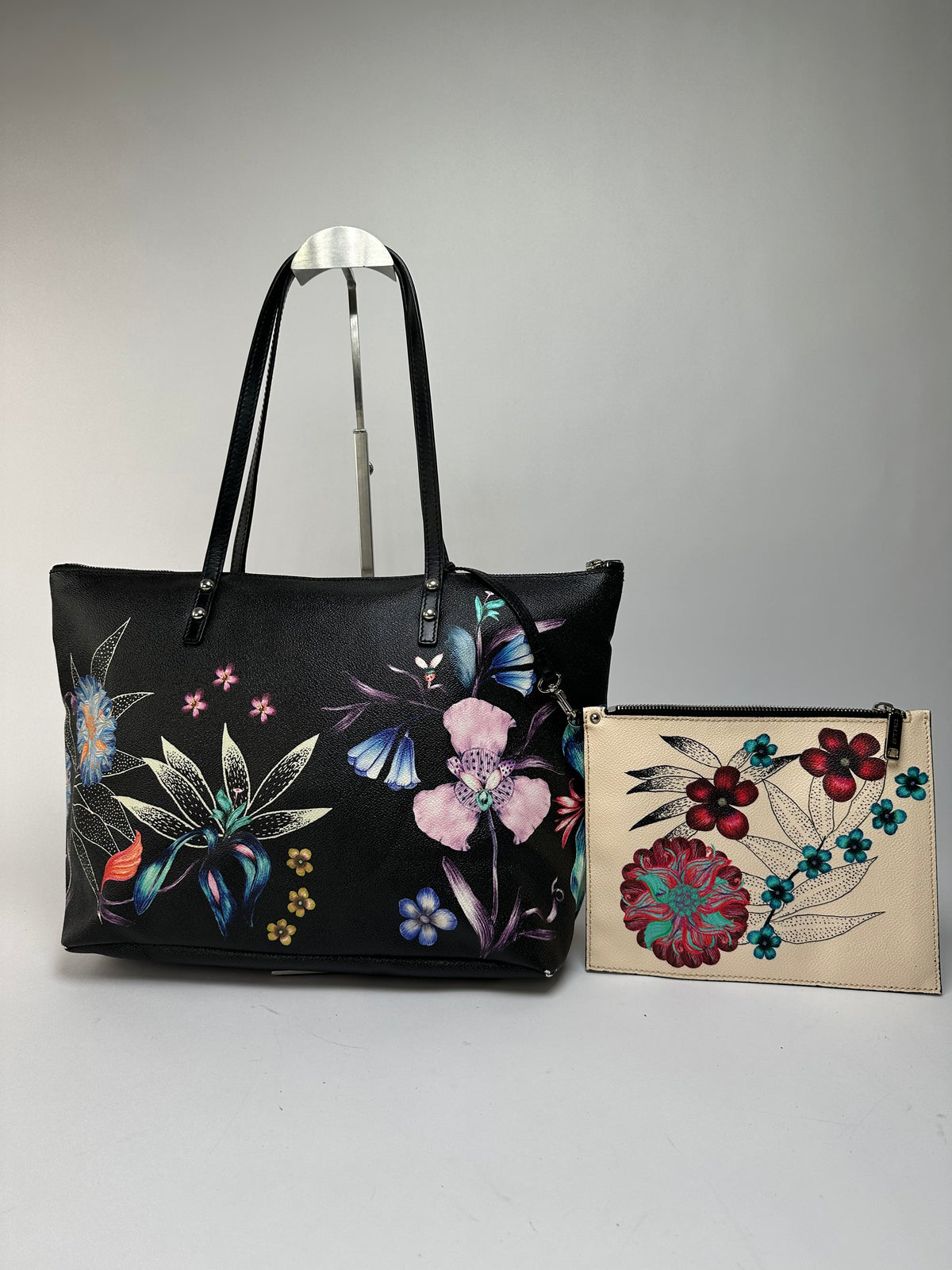 Vintage Etro Embroidered Leather Floral Tote c. 2017–2019 Multicolour