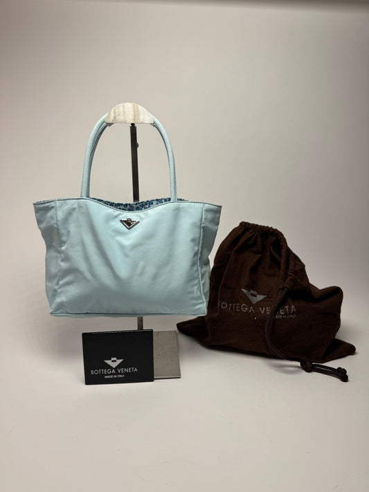 Sac cabas réversible vintage Bottega Veneta en nylon turquoise bleu léopard