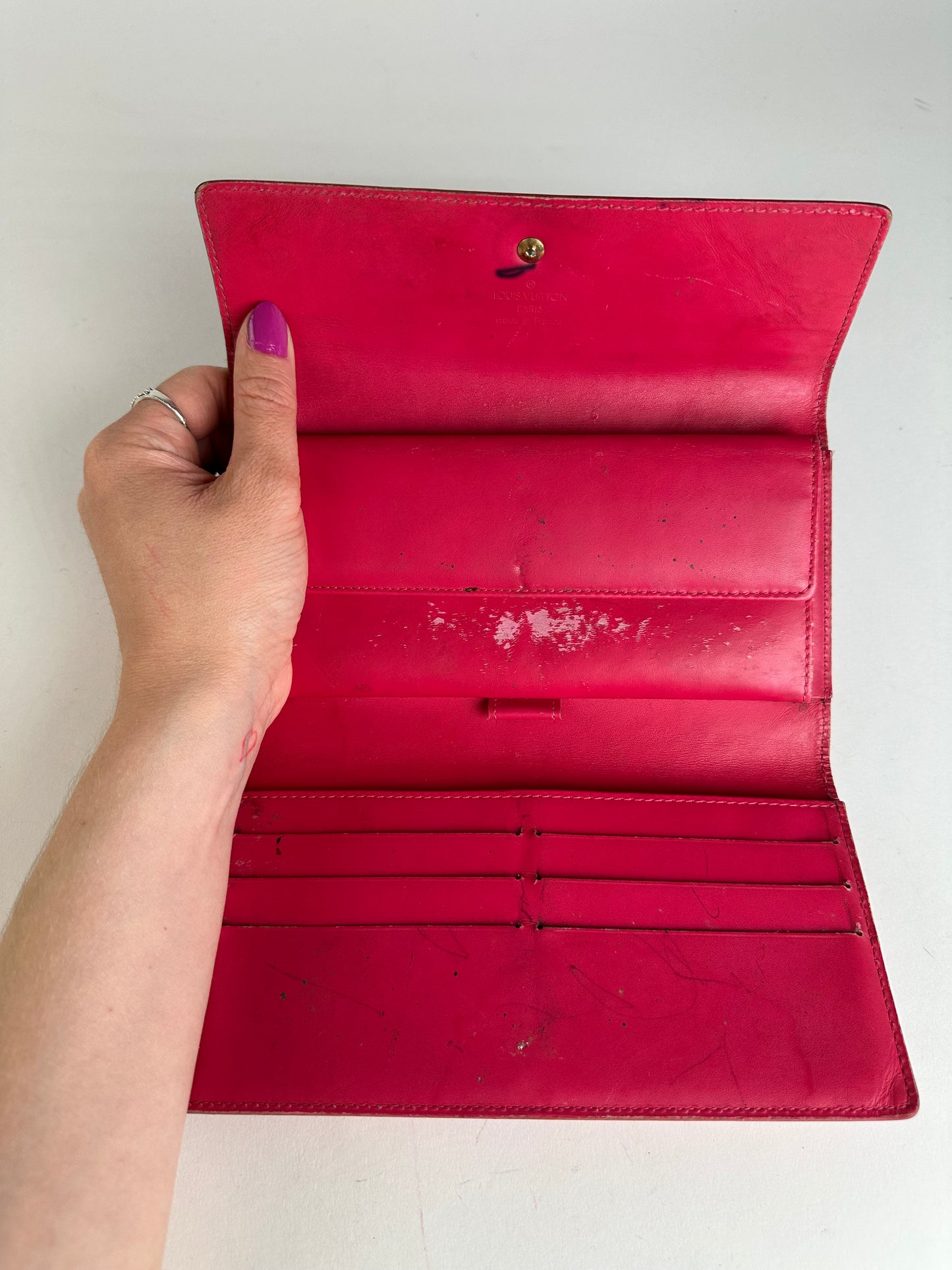Vintage Louis Vuitton Vernis Monogram Sarah Long Wallet Pomme d'Amour