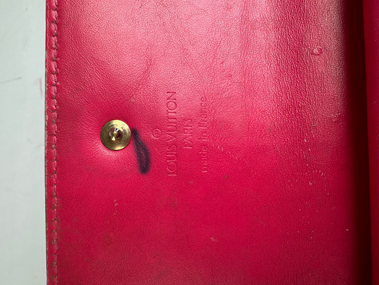 Vintage Louis Vuitton Vernis Monogram Sarah Long Wallet Pomme d'Amour