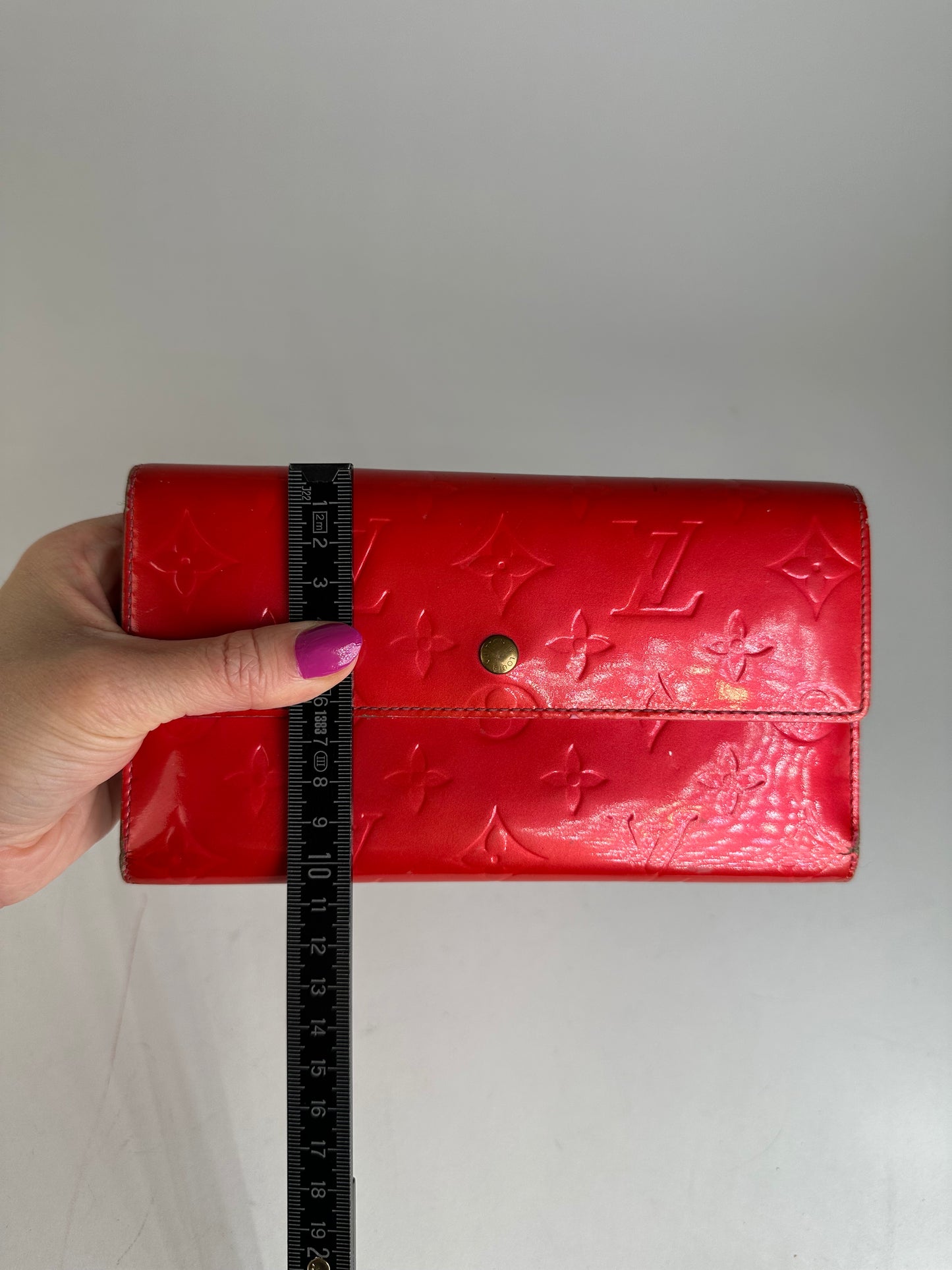 Vintage Louis Vuitton Vernis Monogram Sarah Long Wallet Pomme d'Amour