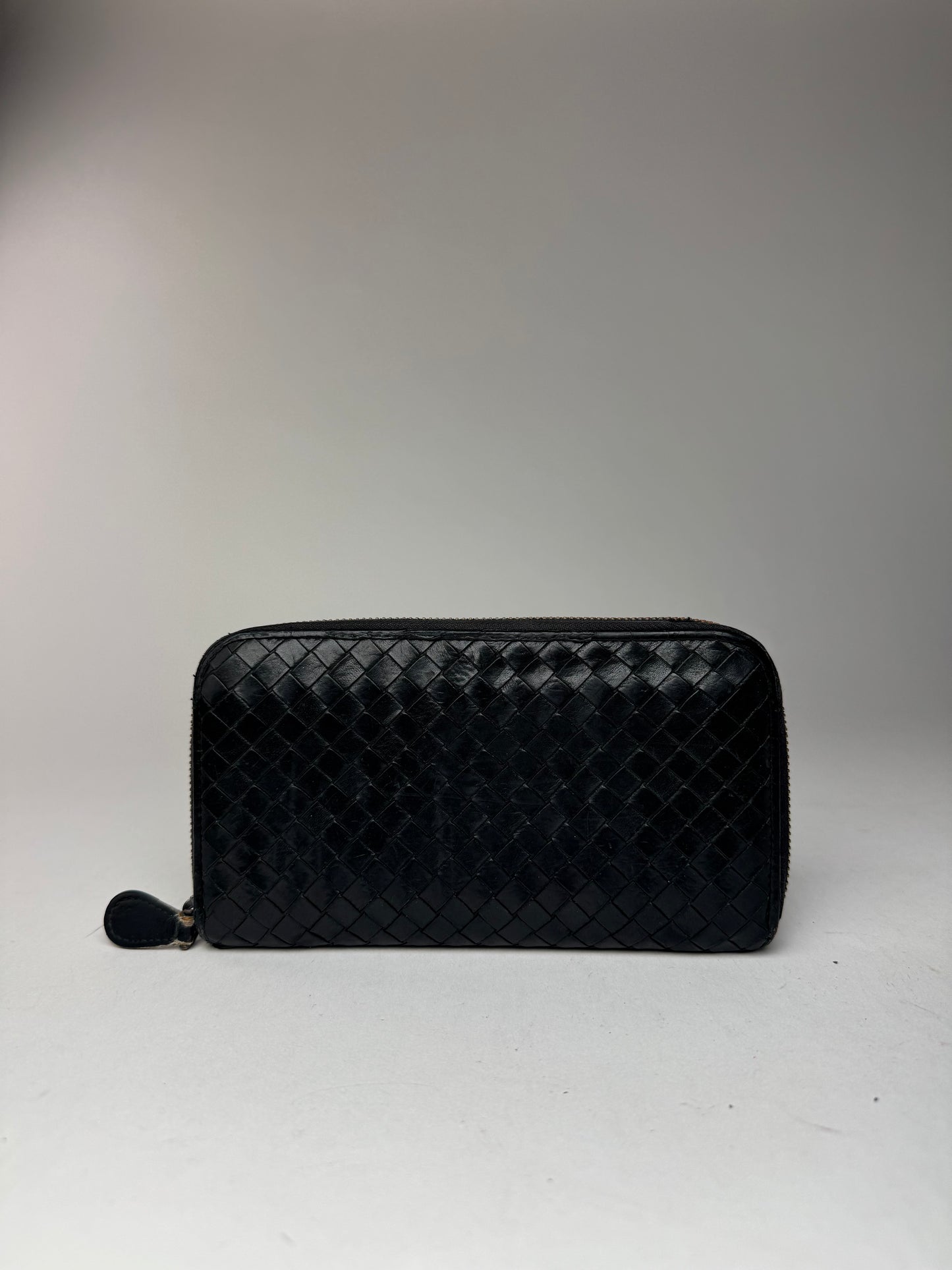 Vintage Bottega Veneta Intrecciato Leather zippy wallet black