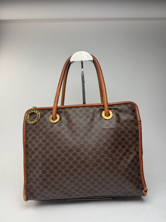 Sac à anneau monogramme en cuir vintage Celine marron