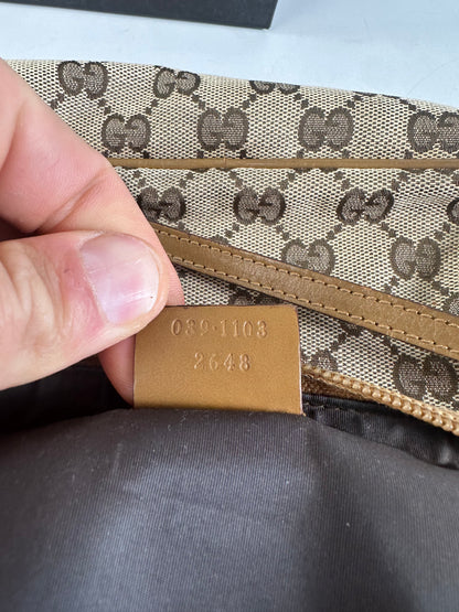 Vintage Gucci GG Supreme Clutch Bag Beige Brown Gold