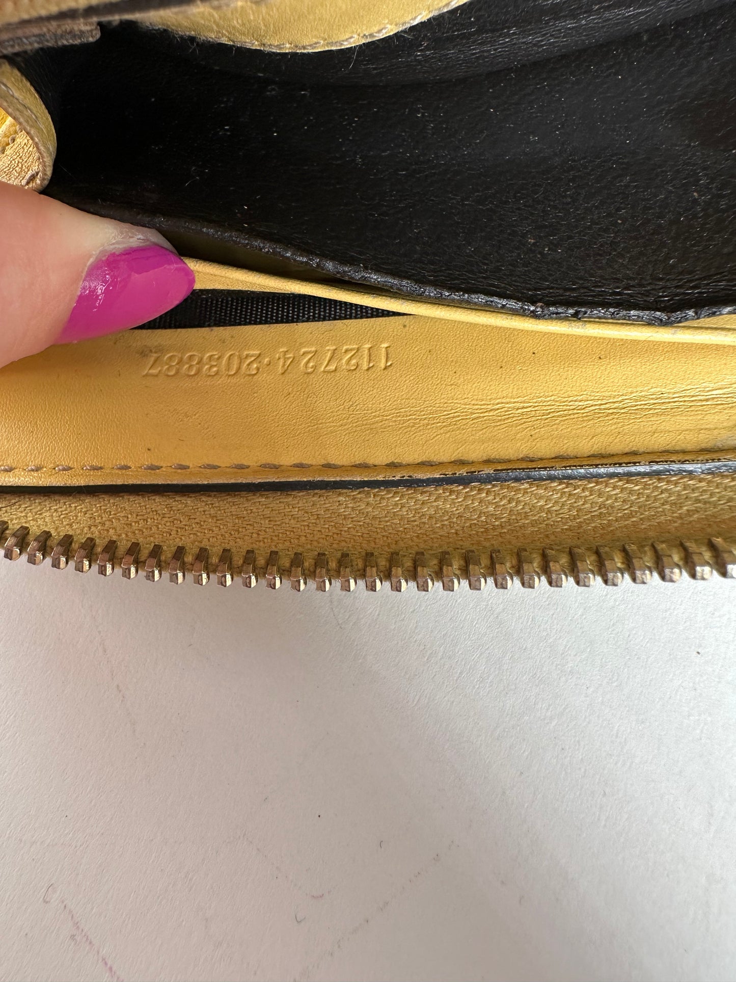 Vintage Gucci Guccissima Leather Zip Around Long Wallet Black