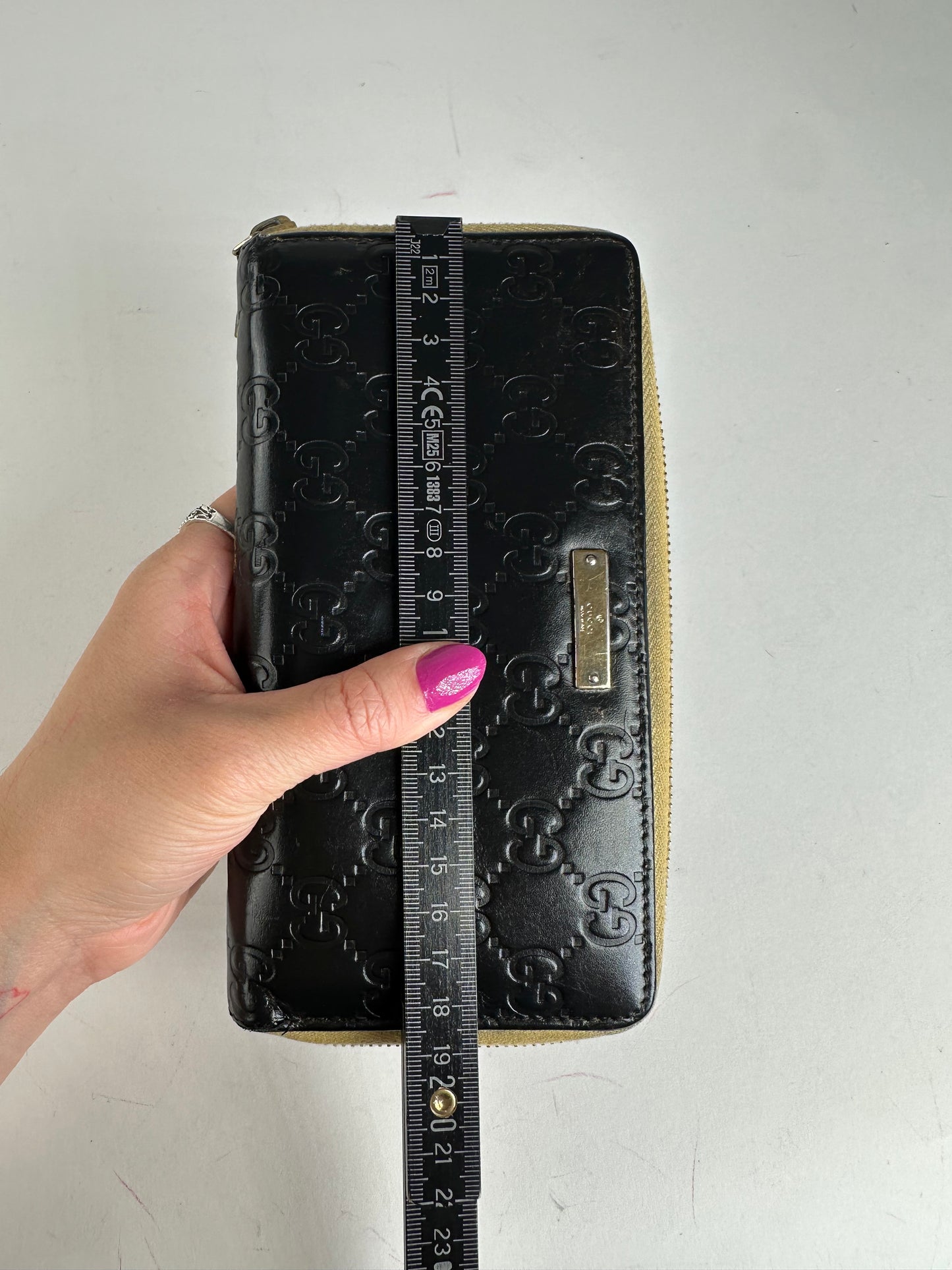Vintage Gucci Guccissima Leather Zip Around Long Wallet Black