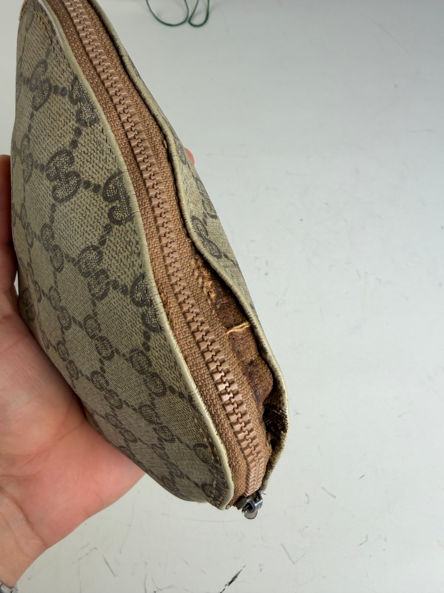 Vintage Gucci GG Supreme Cosmetic Bag Beige Brown