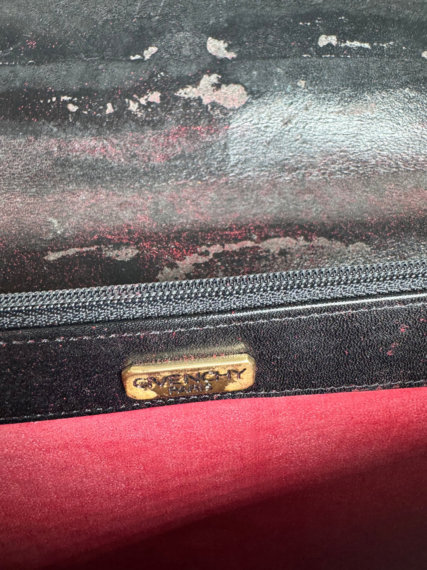 Sac vintage Givenchy en cuir verni 4G noir