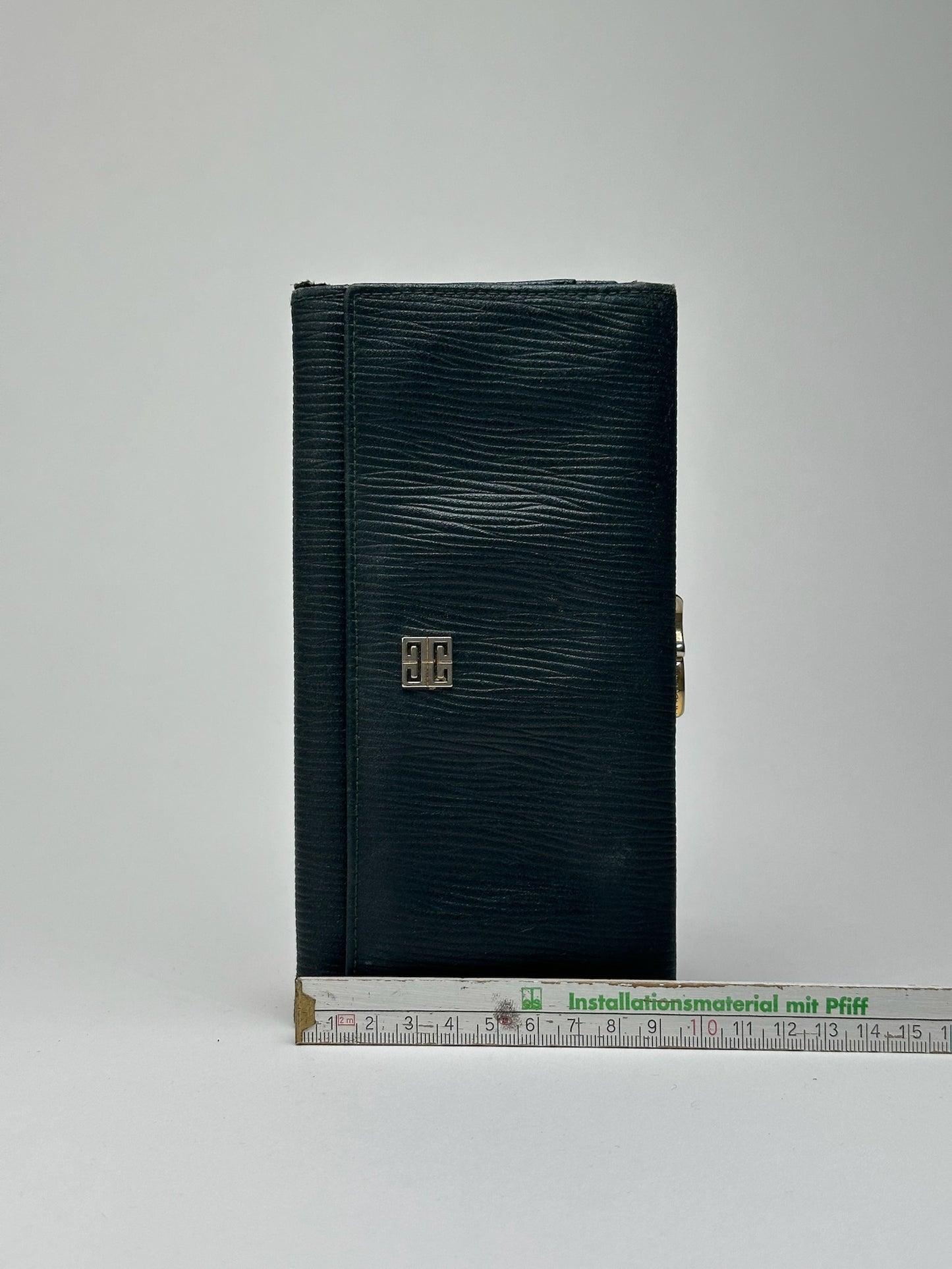 Vintage Givenchy Leather wallet Green