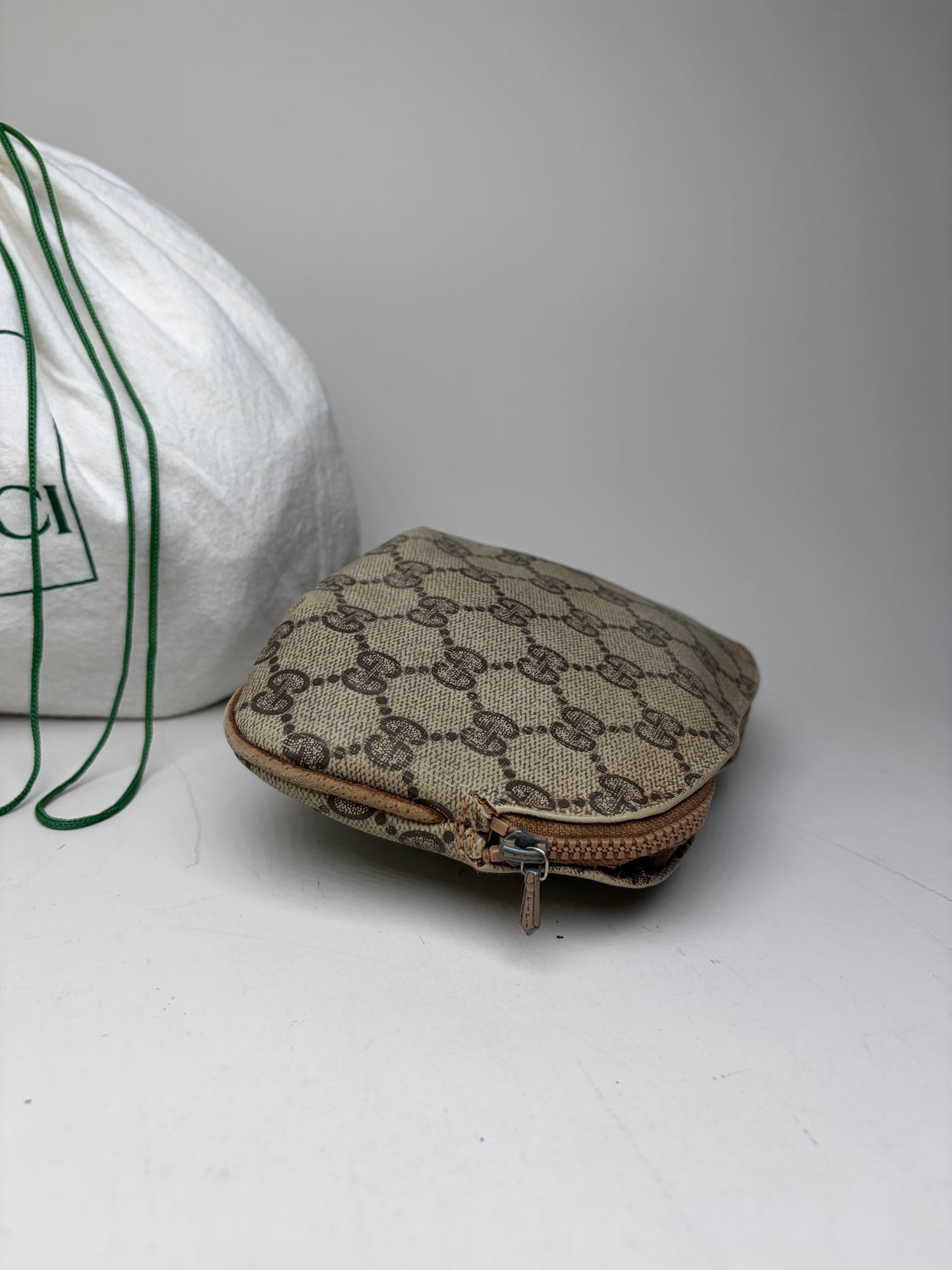 Vintage Gucci GG Supreme Cosmetic Bag Beige Brown