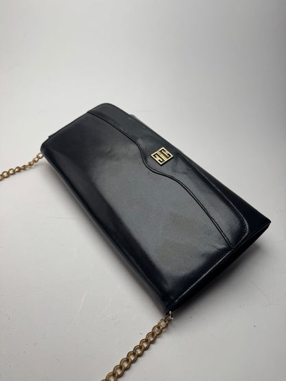 Sac vintage Givenchy en cuir verni 4G noir