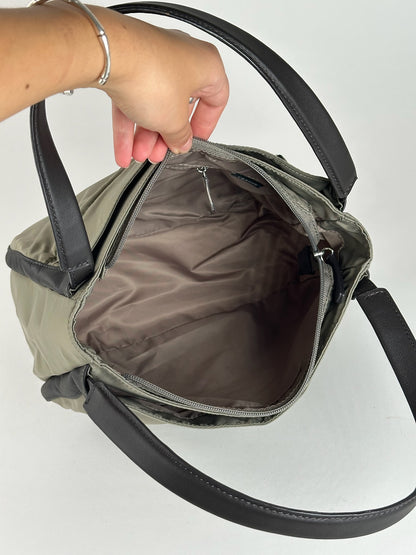 Sac vintage Yohji Yamamoto en cuir polyester gris noir