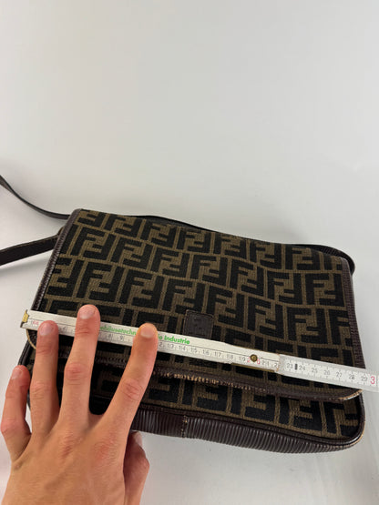 Sac vintage en toile et cuir monogramme Fendi FF