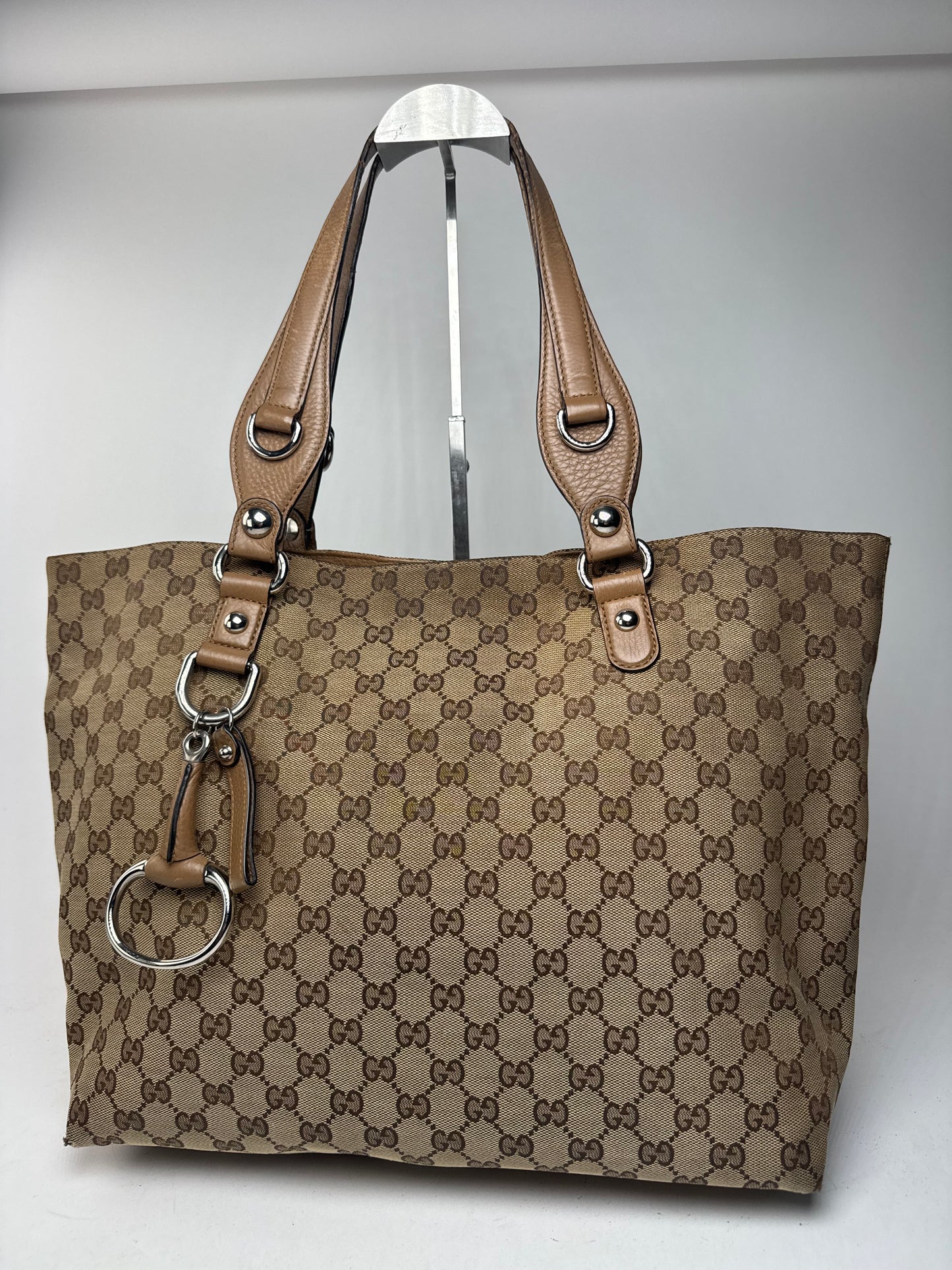 Vintage Gucci Monogram Canvas Sac cabas en cuir beige Horsebit