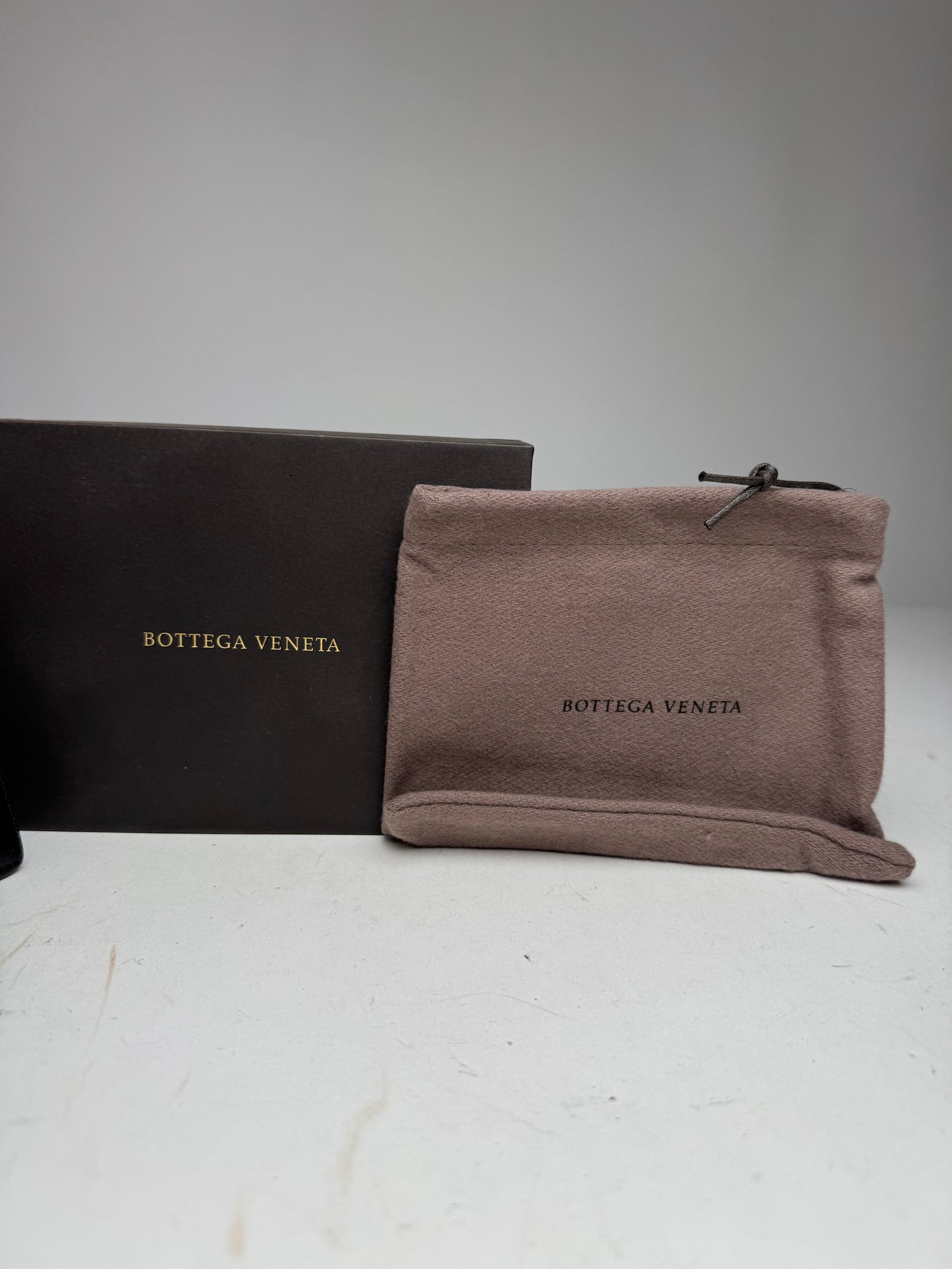 Vintage Bottega Veneta Flapable Leather Wallet Black