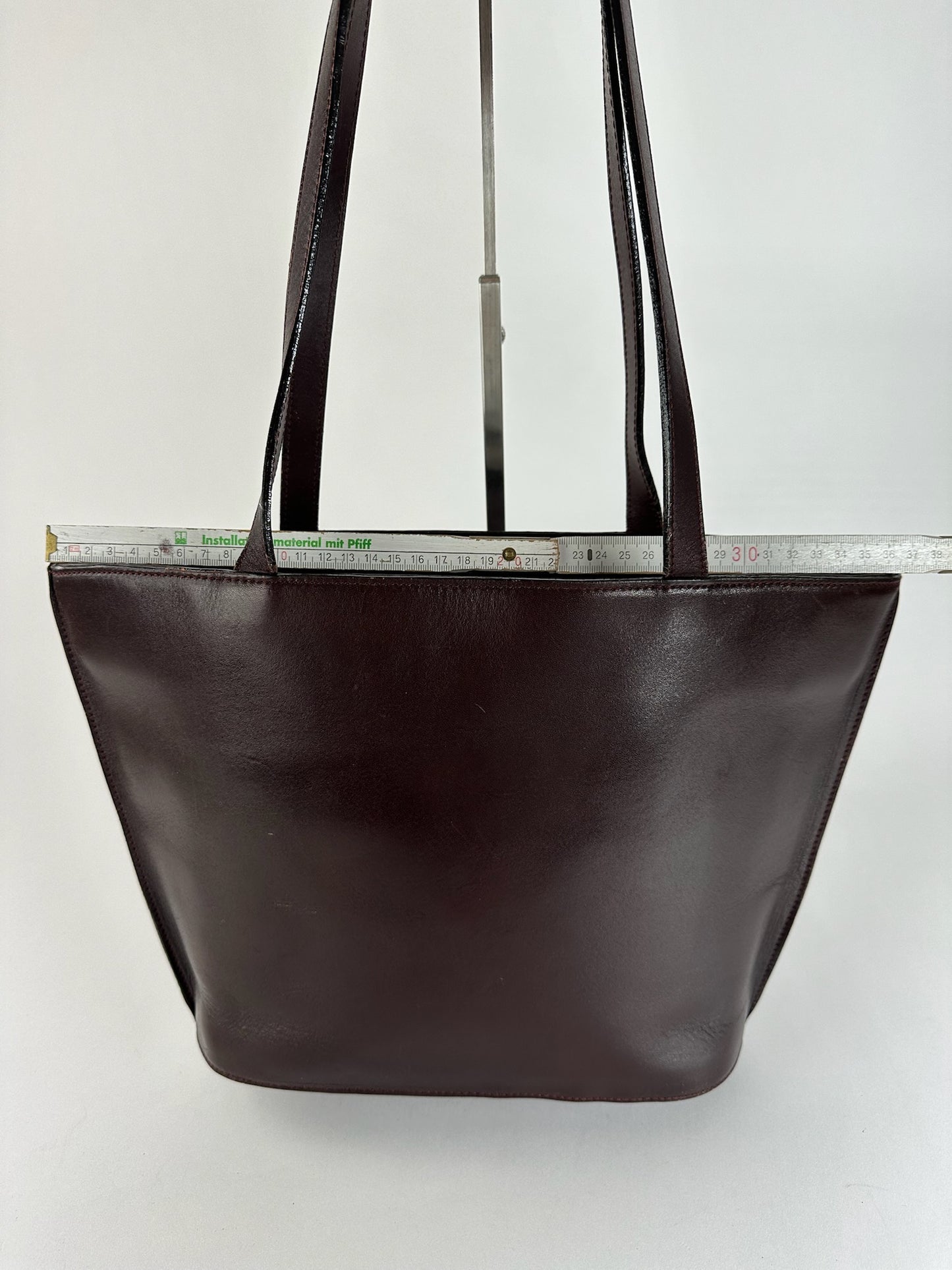 Sac vintage en cuir Issey Miyake violet