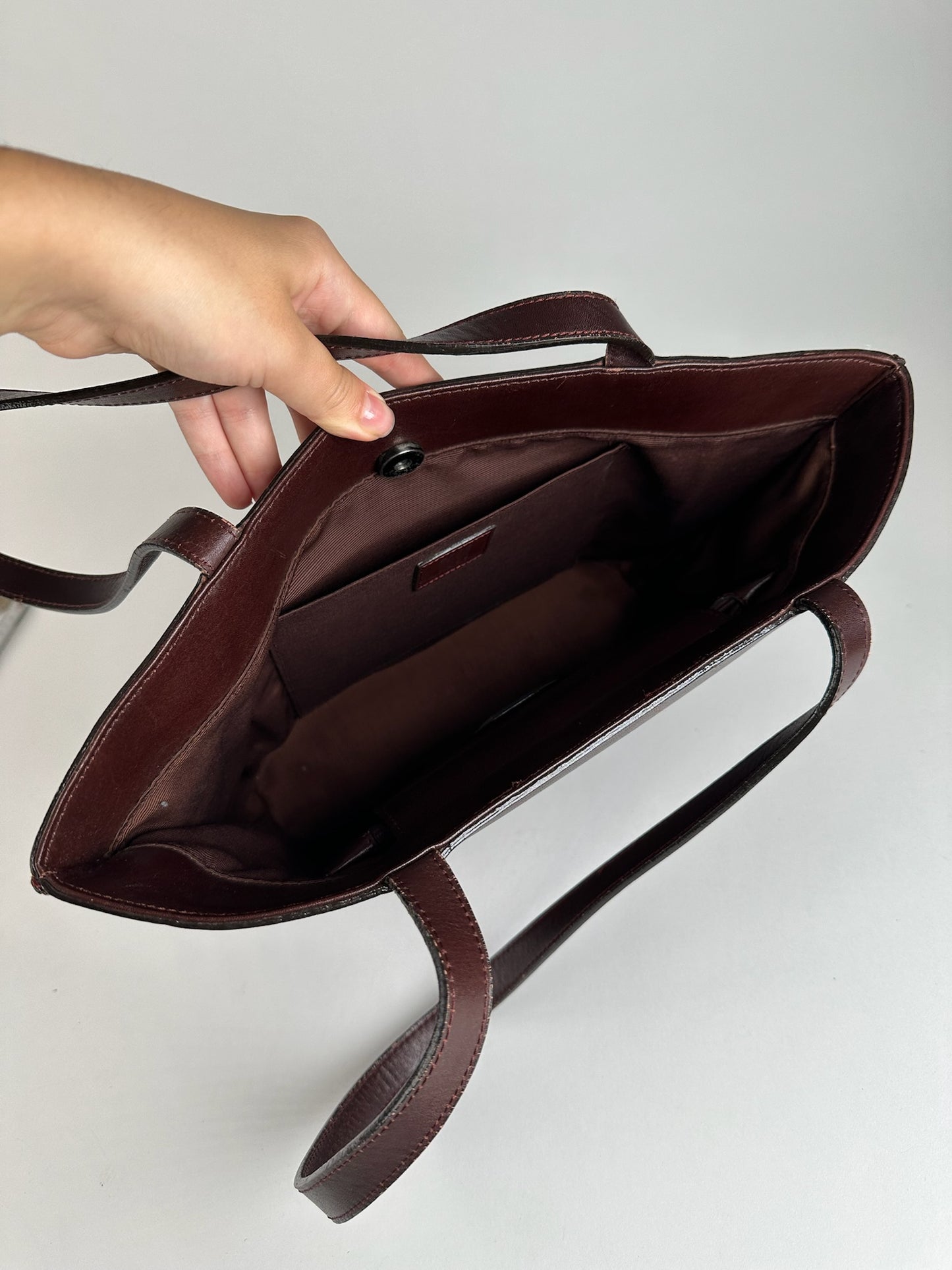 Sac vintage en cuir Issey Miyake violet