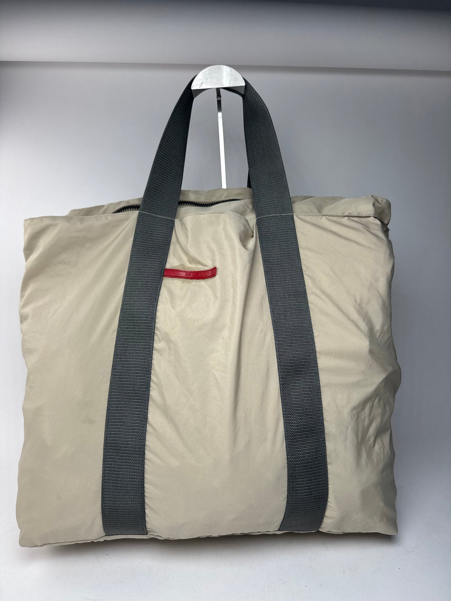 Sac de voyage Prada Sport vintage en polyester beige gris