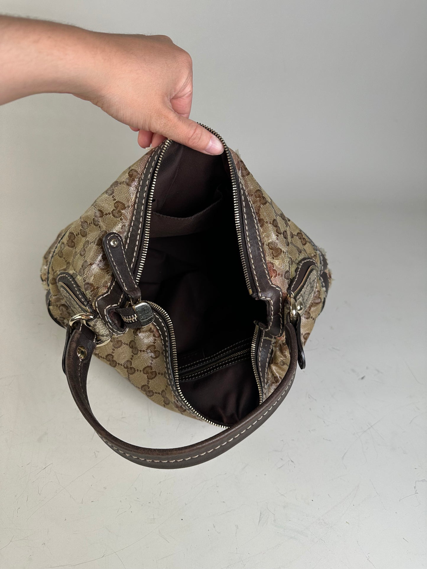 Vintage Gucci GG Monogram Canvas Shoulder Bag Beige Brown