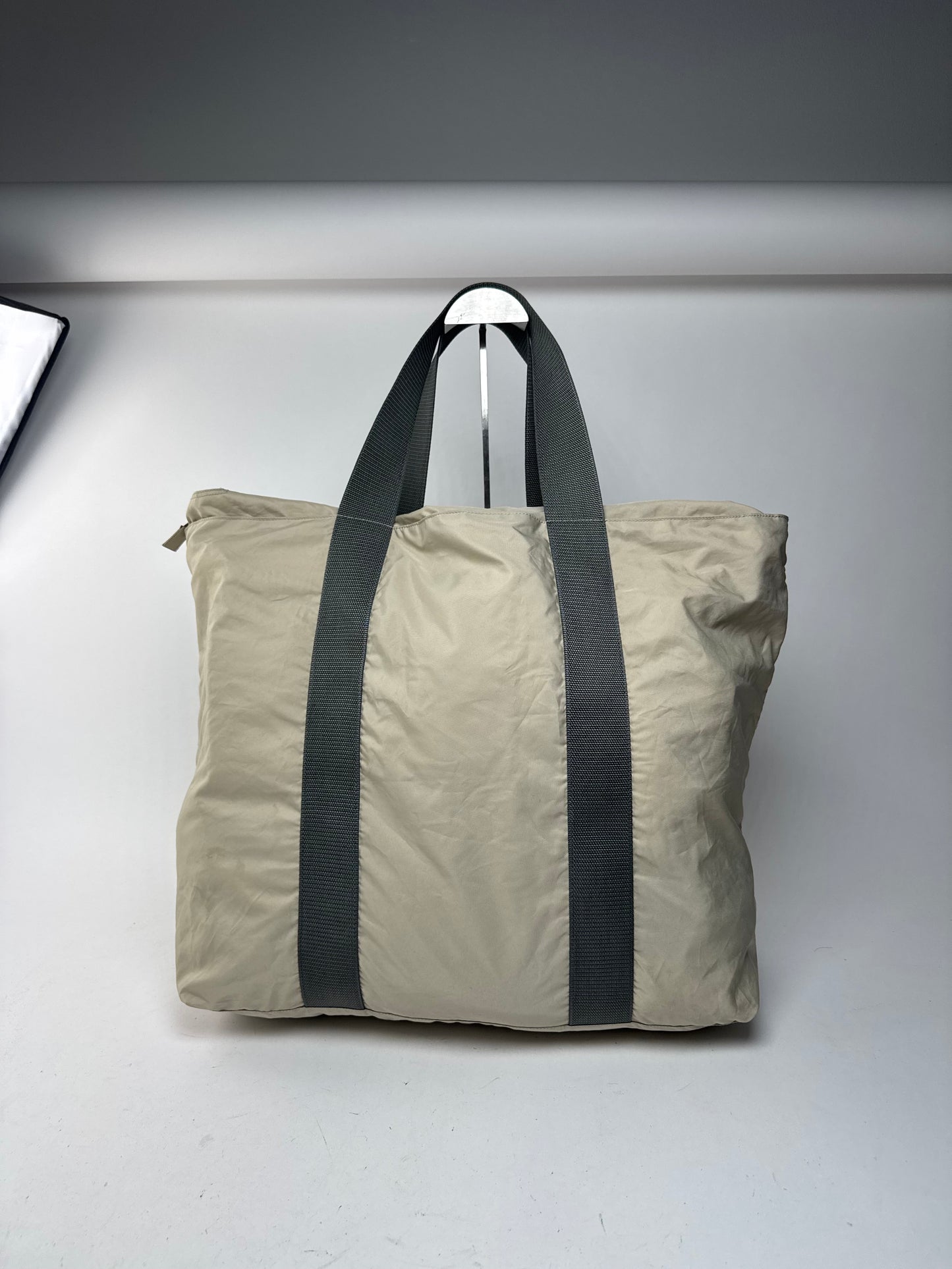 Sac de voyage Prada Sport vintage en polyester beige gris