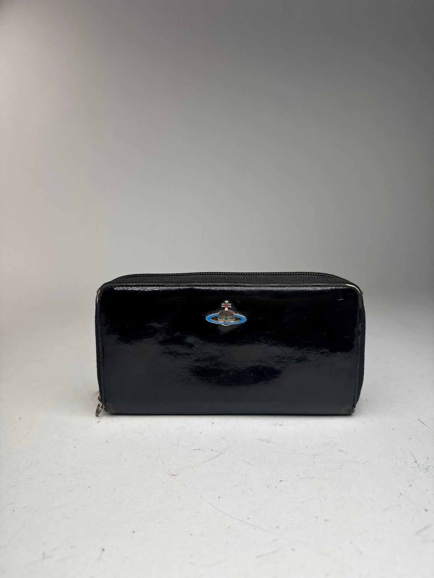 Vintage Vivienne Westwood Patent Leather zippy wallet black