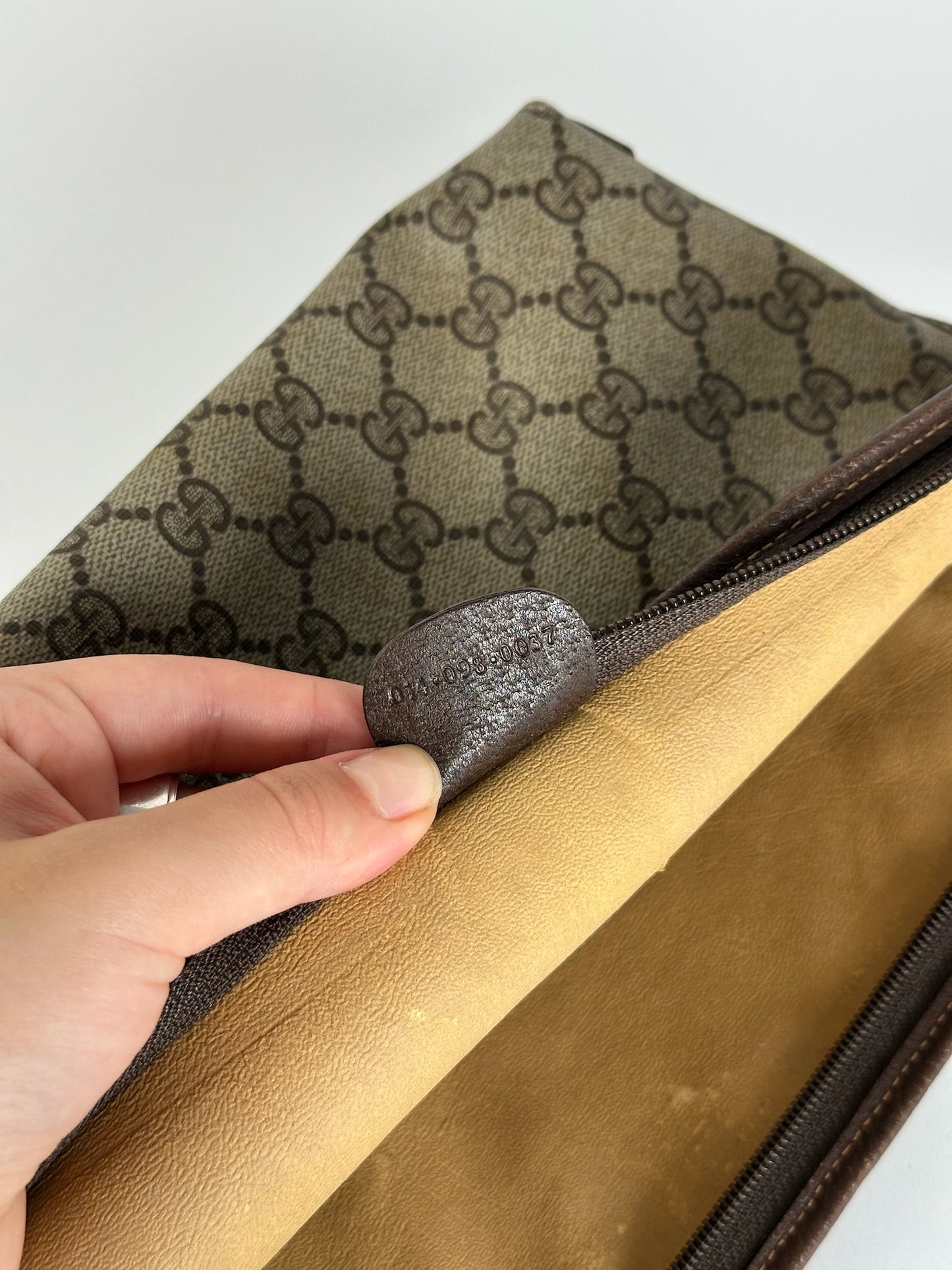 Pochette vintage en cuir monogramme Gucci marron beige