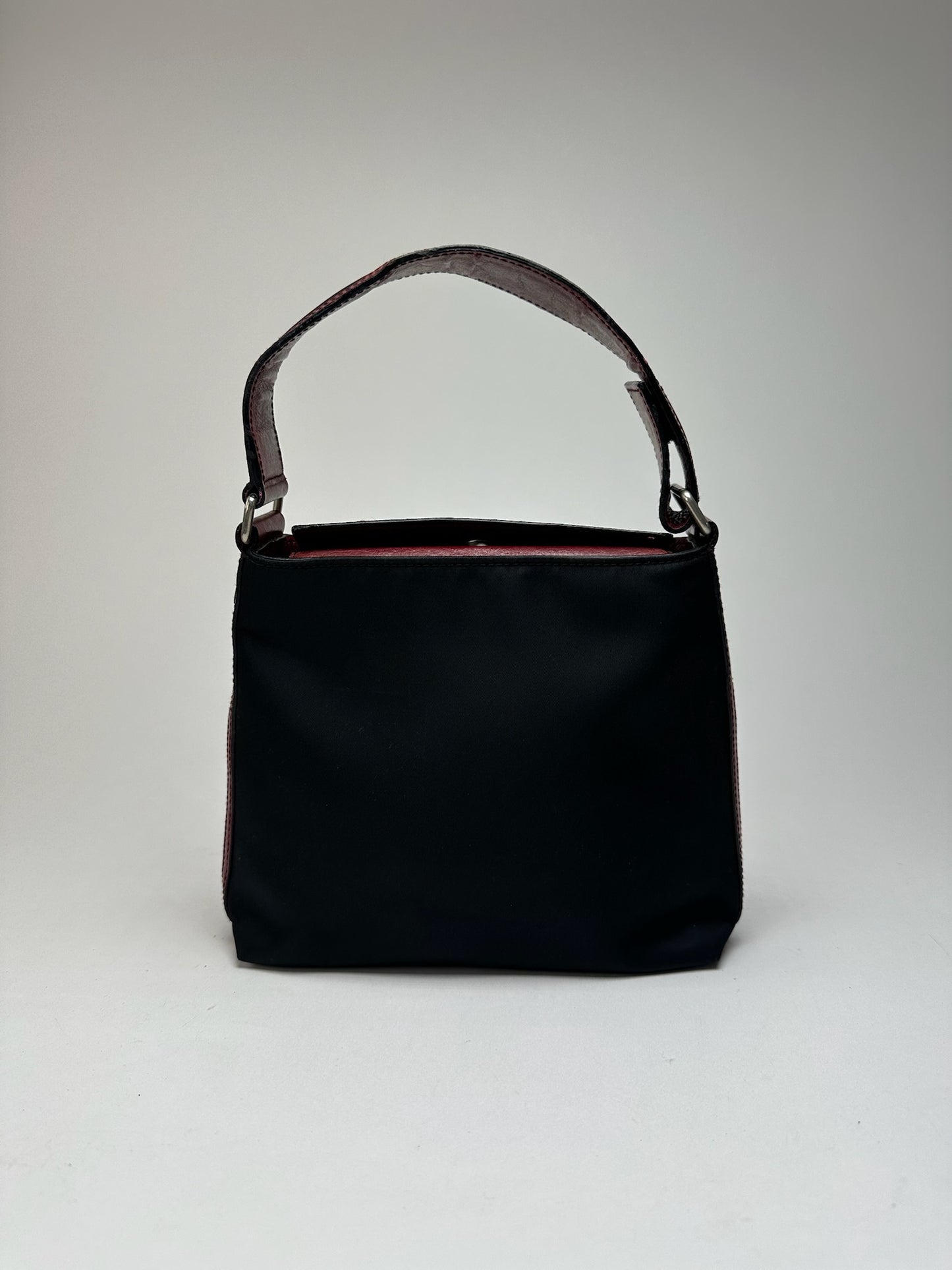 Sac à main vintage Givenchy noir rouge