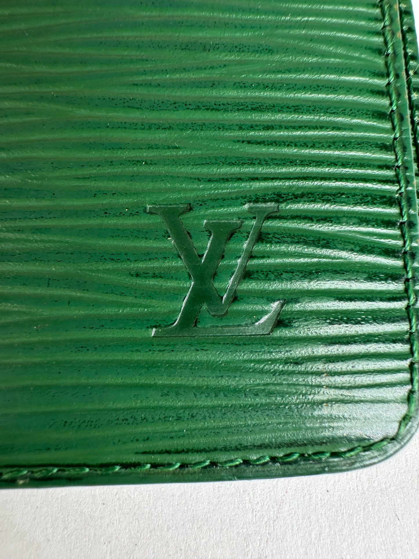 Vintage Louis Vuitton Epi Leather Bifold Wallet Borneo Green