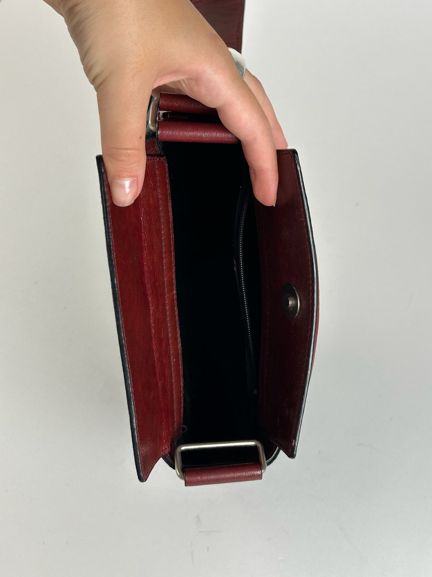 Sac à main vintage Givenchy noir rouge