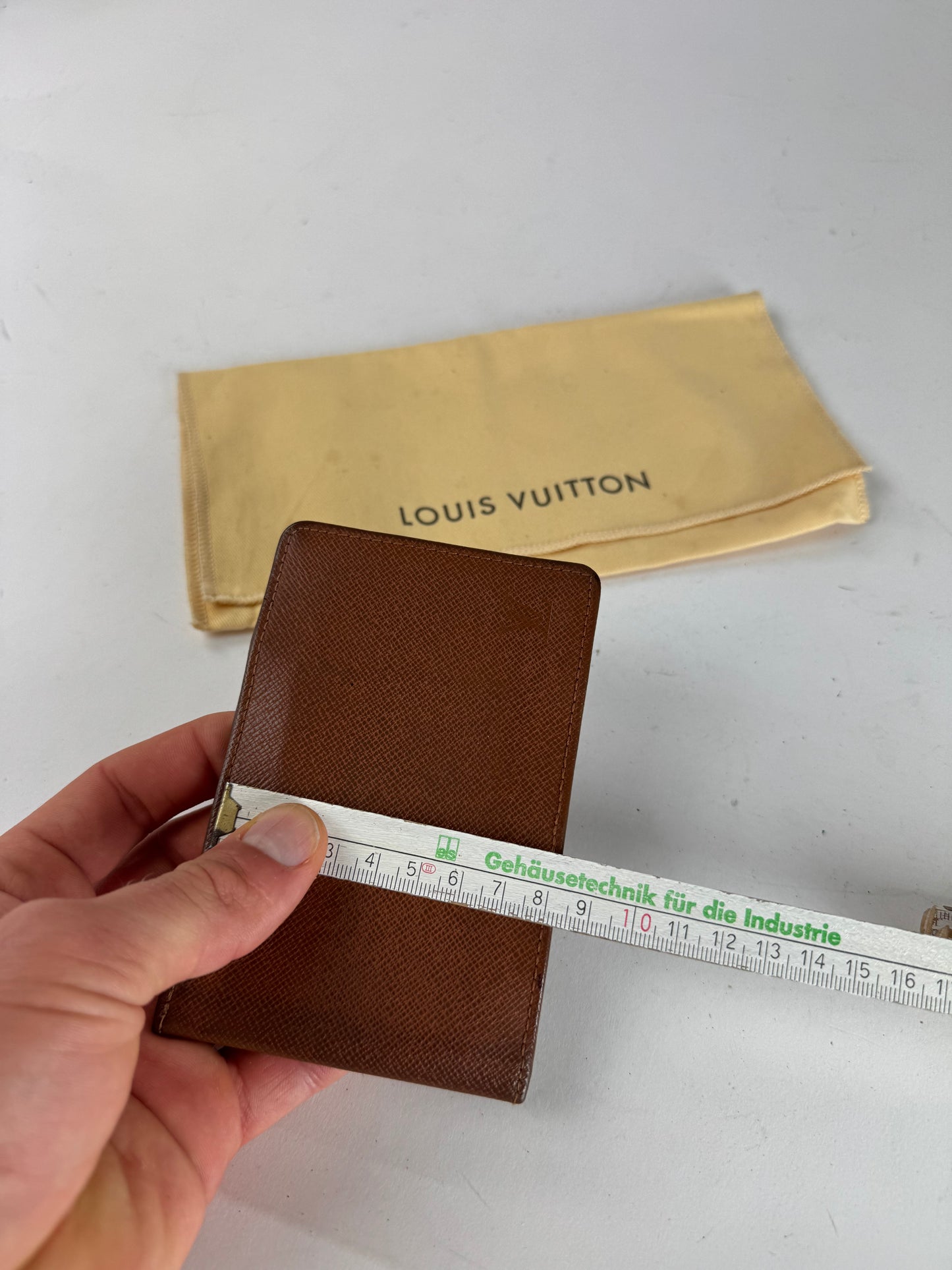 Vintage Louis Vuitton Taiga Leather Card Holder Brown