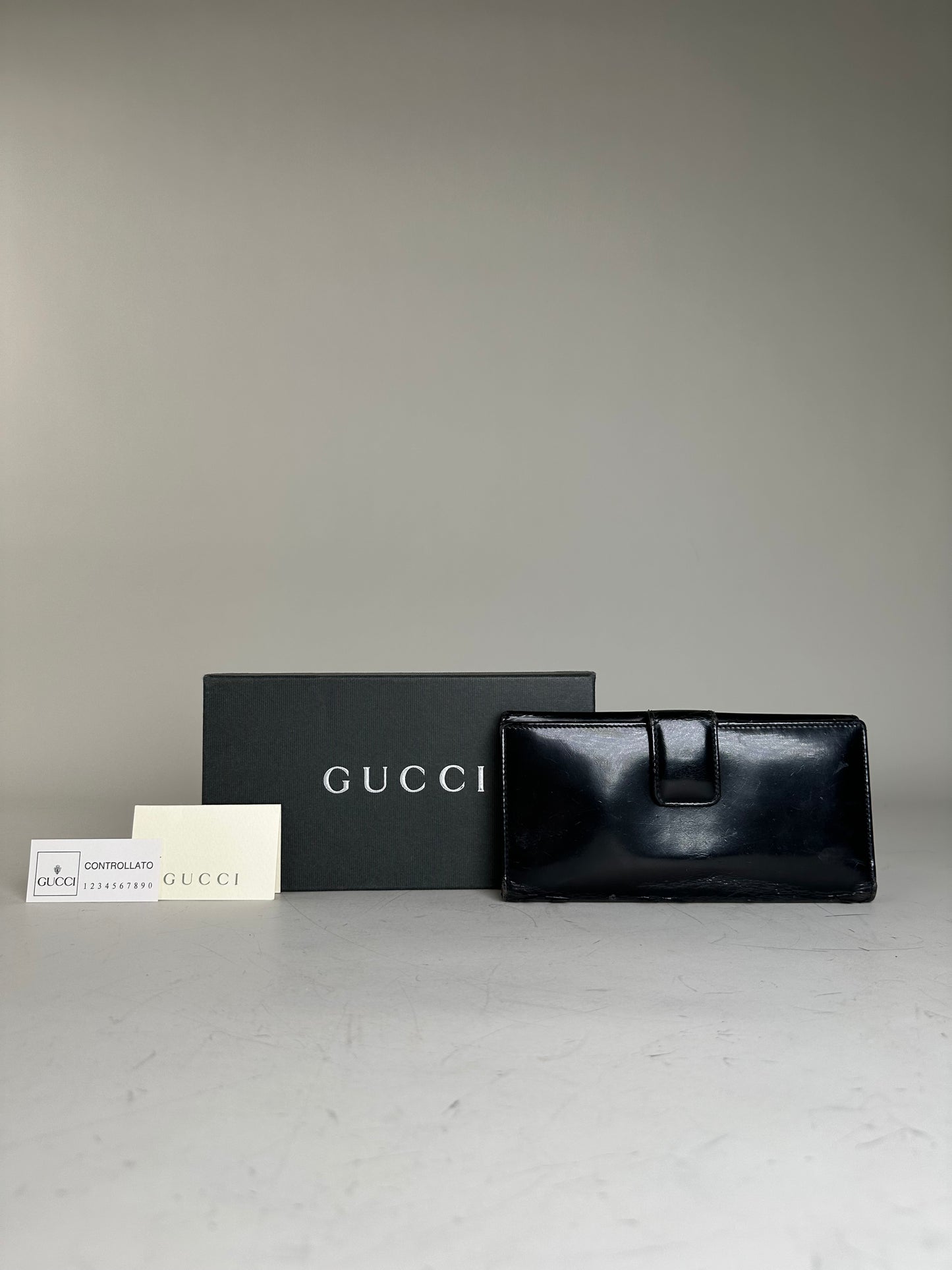 Vintage Gucci GG Logo Leather Wallet Black