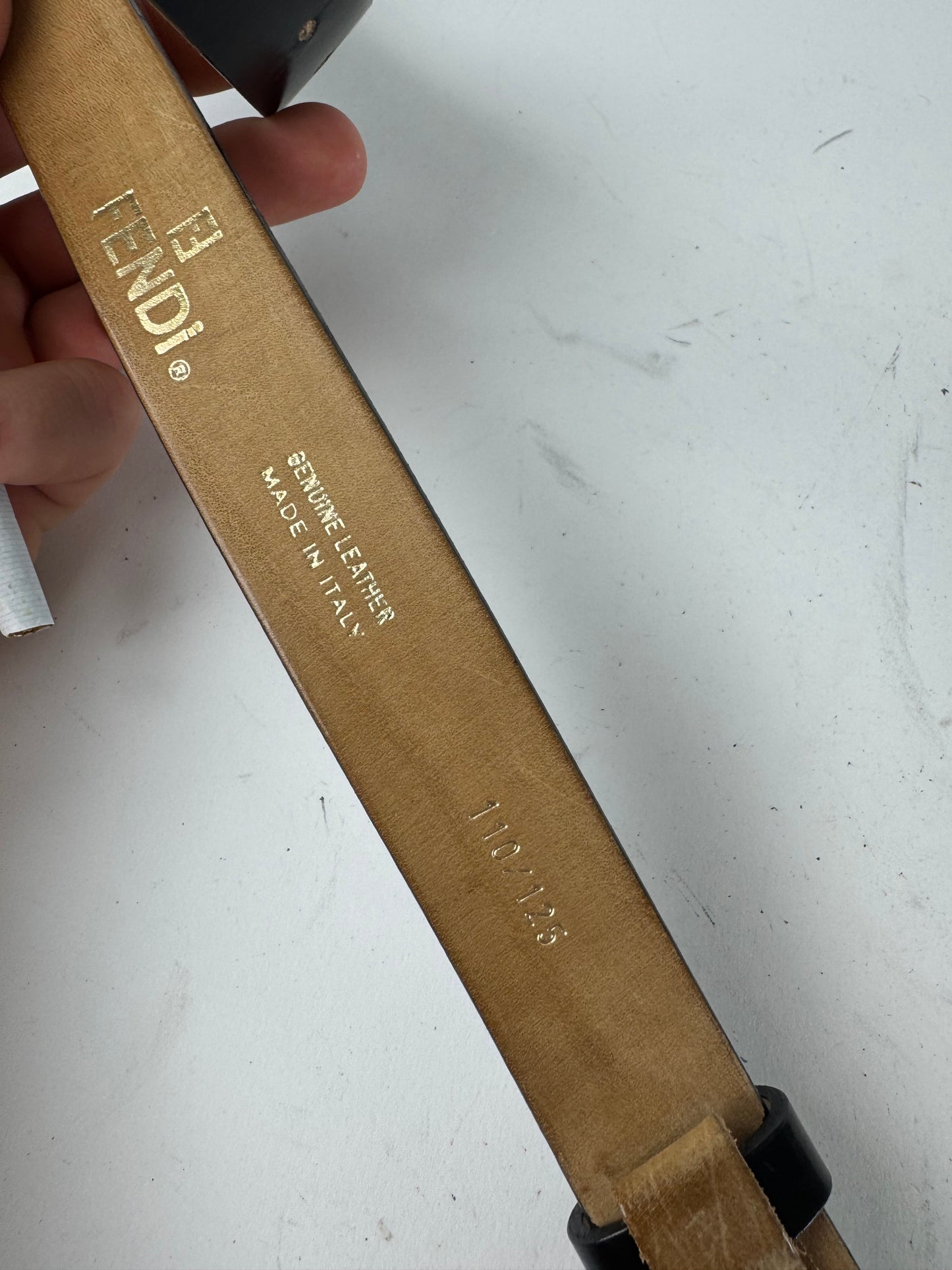 Vintage Fendi Roma Leather belt black