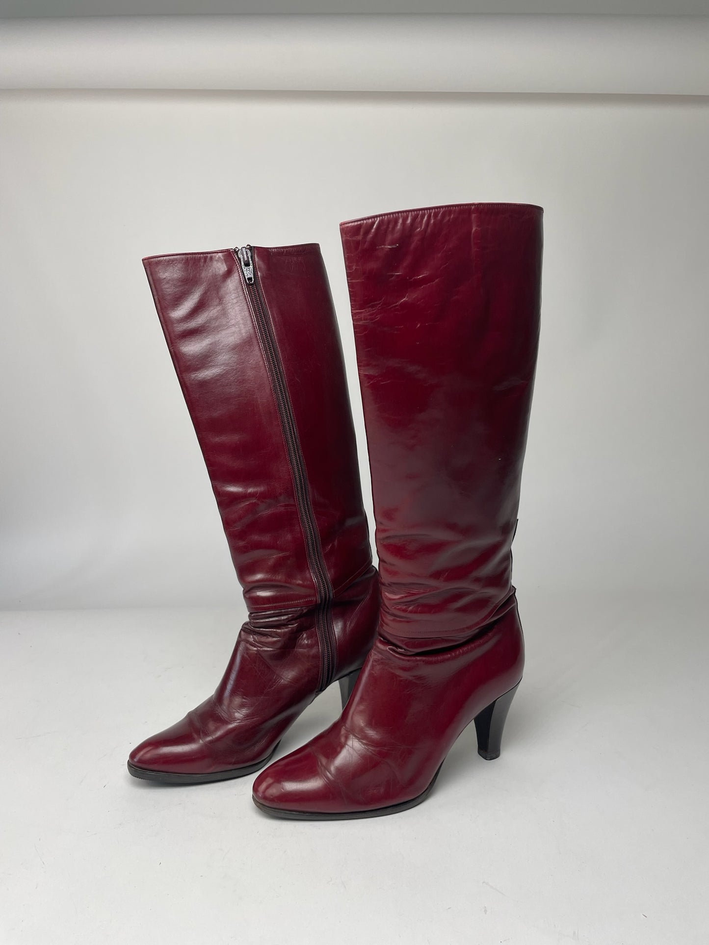 Vintage Dior Heeled Boots Patent Leather Purple